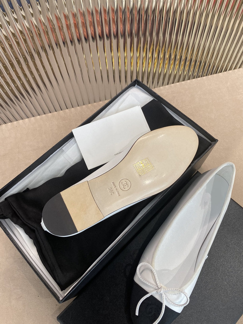 CHANEL BALLET FLATS WHITE BLACK LAMBSKIN CANVAS