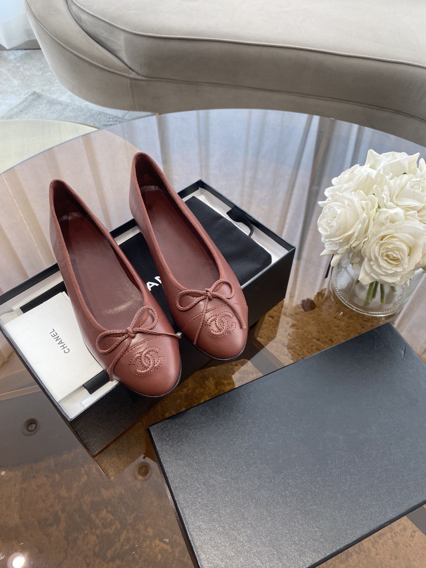CHANEL BALLET FLATS BURGUNDY LAMBSKIN