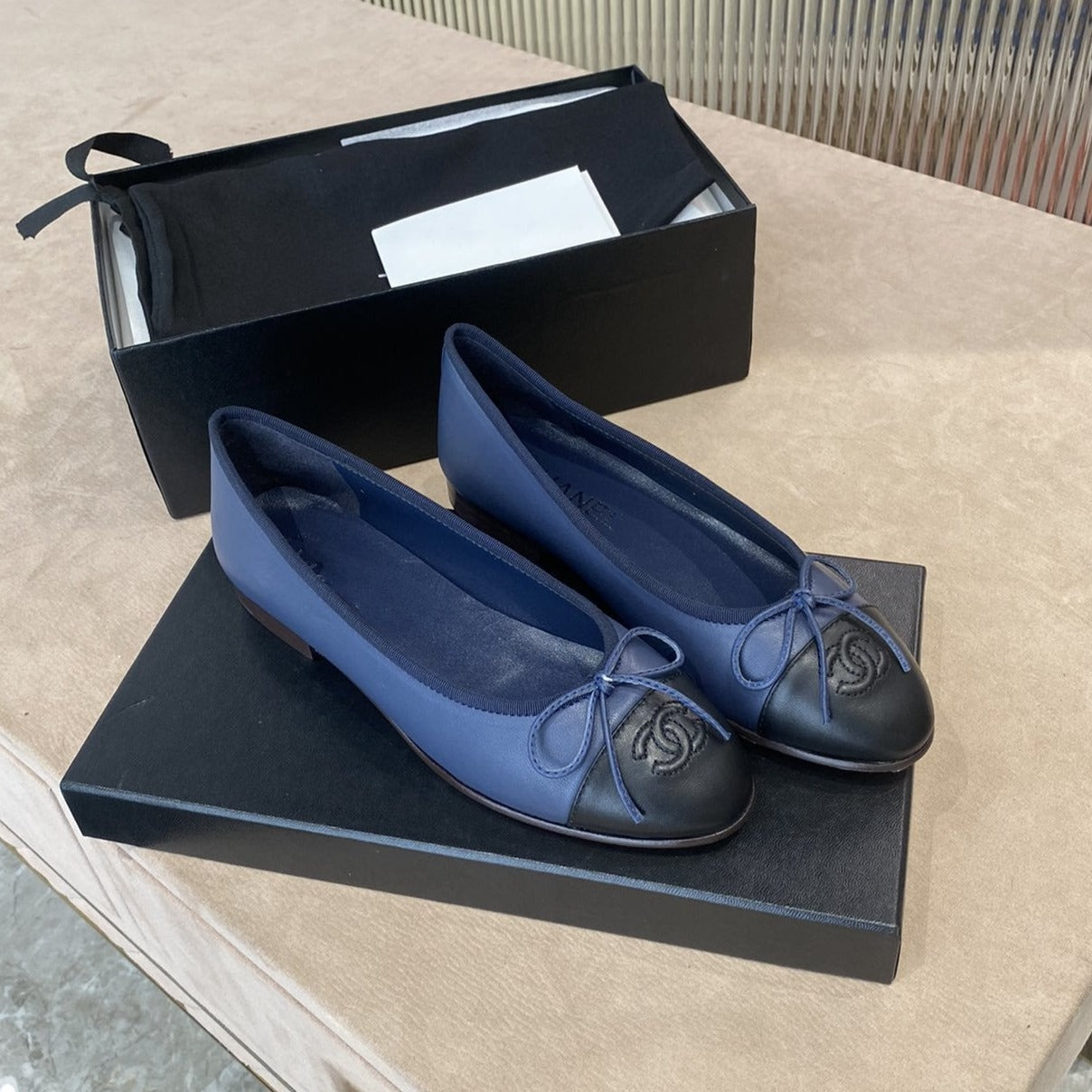 CHANEL BALLET FLATS DARK BLUE BLACK LAMBSKIN