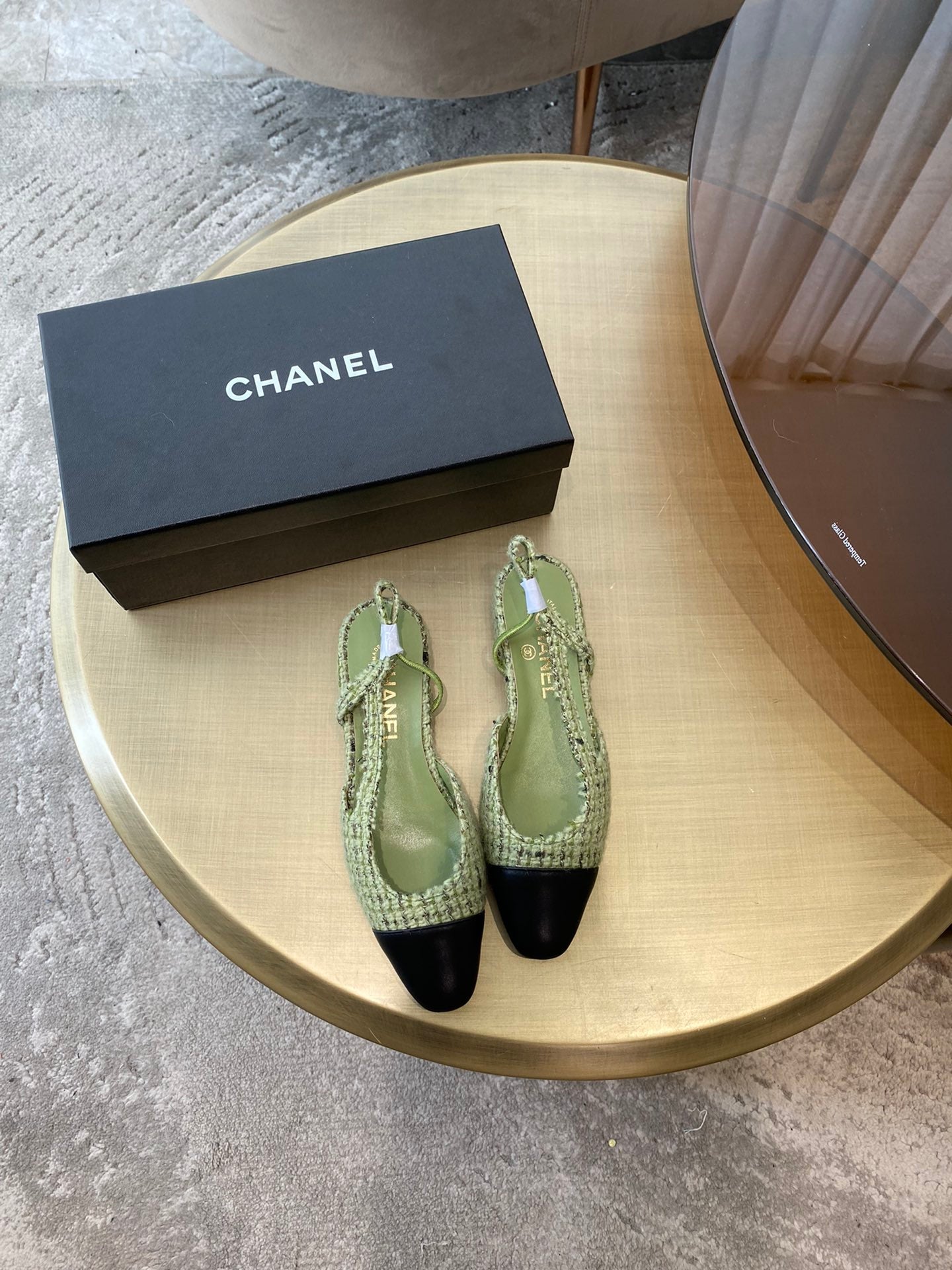 CHANEL SLINGBACKS IN LIGHT GREEN FABRIC AND BLACK CALFSKIN