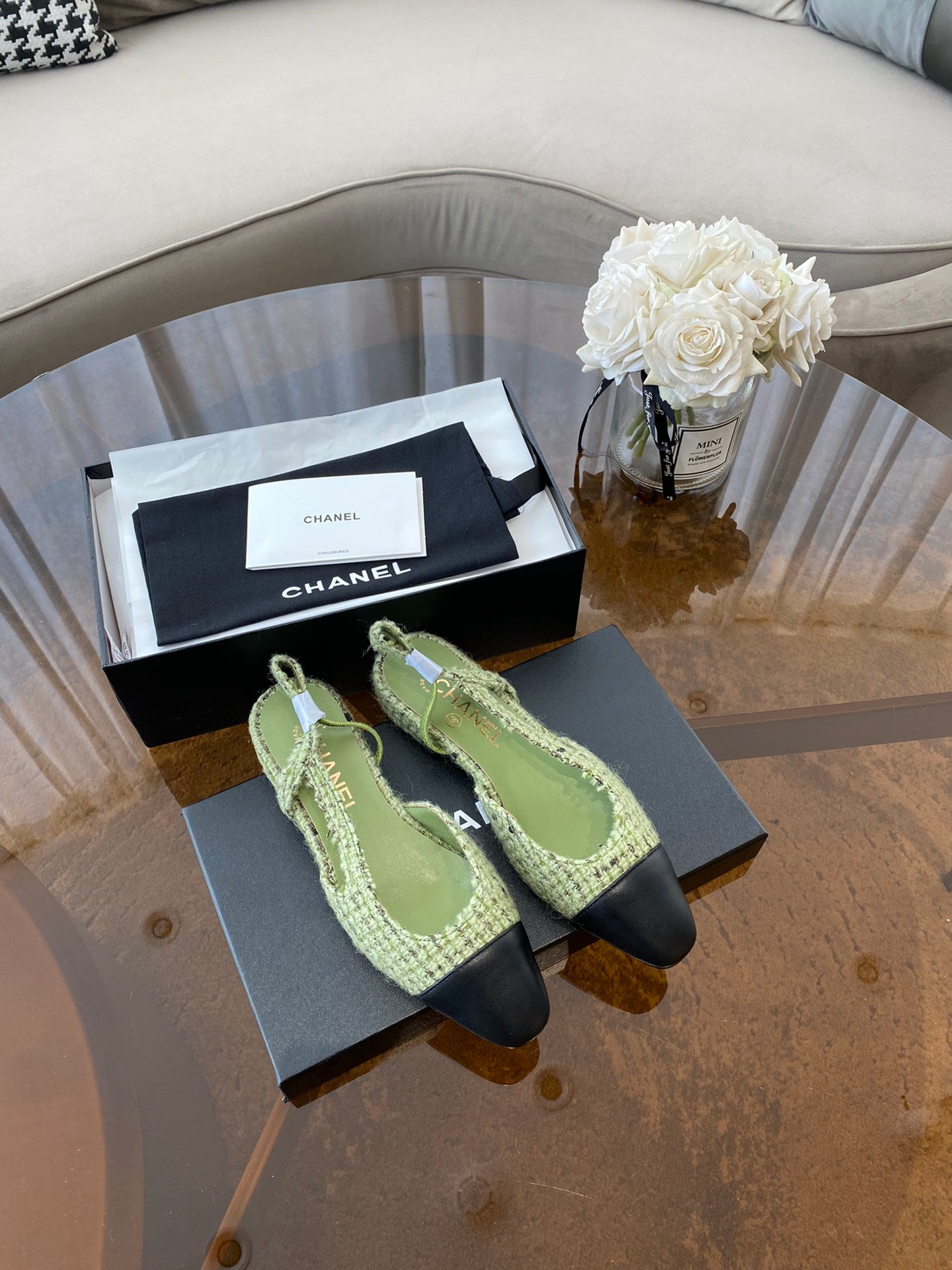 CHANEL SLINGBACKS IN LIGHT GREEN FABRIC AND BLACK CALFSKIN