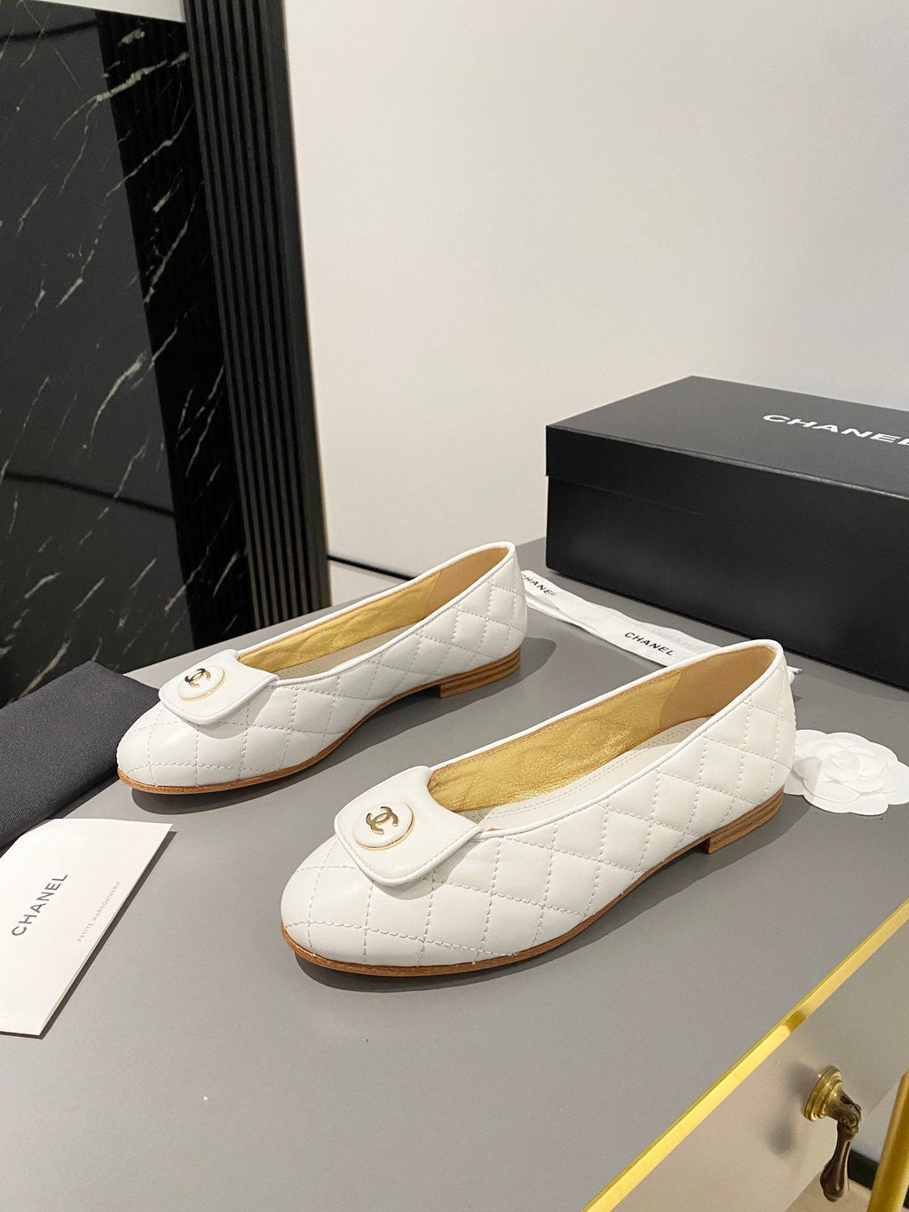 CHANEL BALLET FLAT WHITE LAMBSKIN
