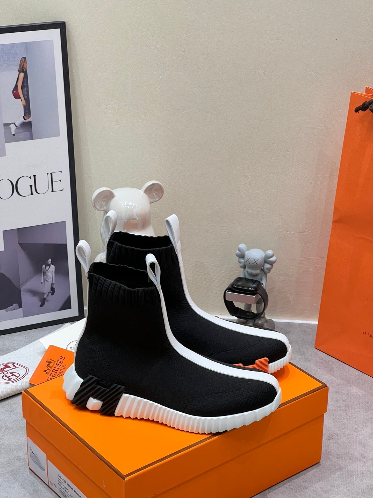 HERMES H FUN CLASSIC SNEAKER STYLISH BLACK AND WHITE LINE FABRIC