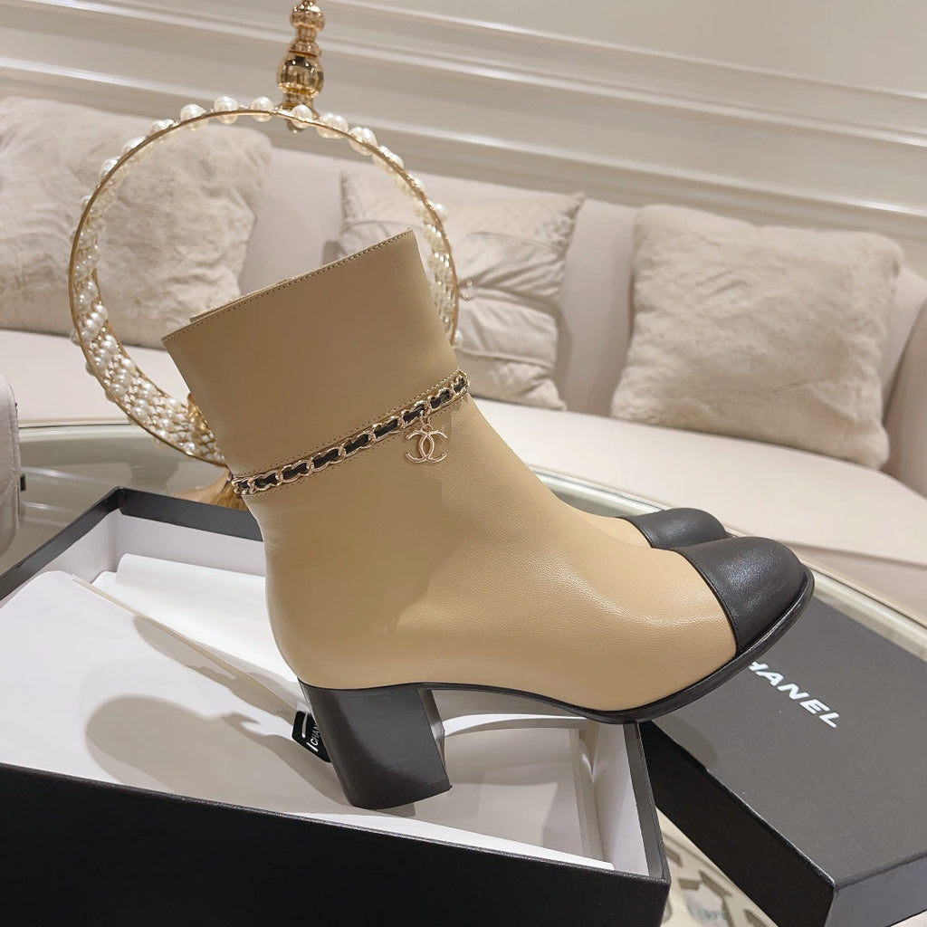 CHANEL MID-HEEL ANKLE BOOTS IN TORTILLA BROWN SMOOTH CALFSKIN