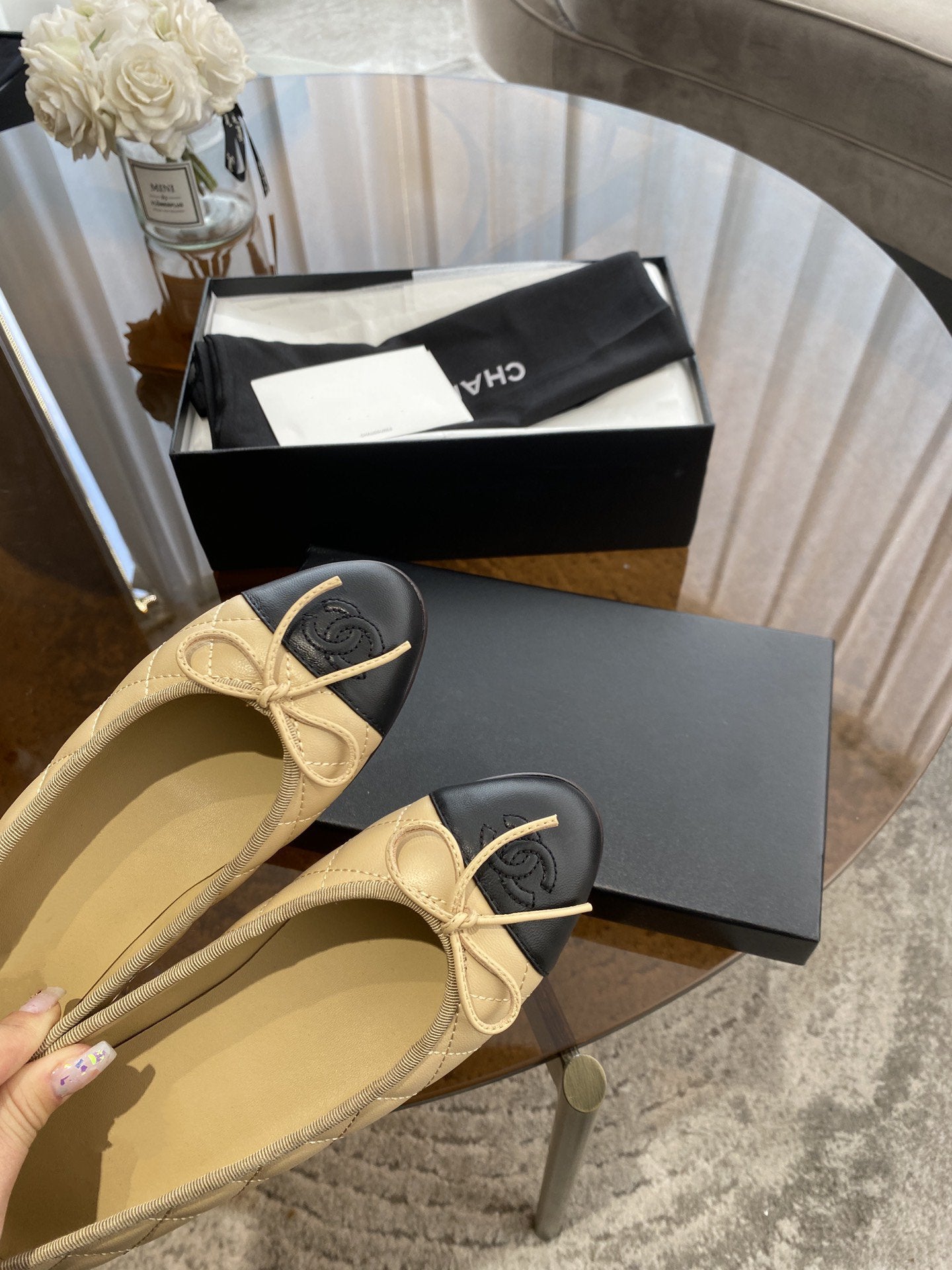 CHANEL BALLET FLATS BEIGE BLACK QUILTED LAMBSKIN
