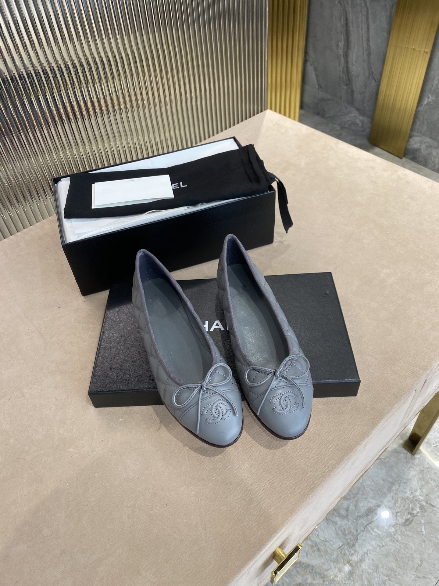 CHANEL BALLET FLATS GREY QUILTED LAMBSKIN