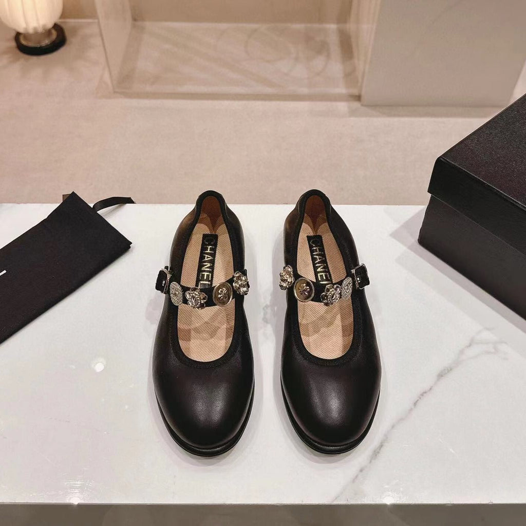 CHANEL MARY JANE BLACK LAMBSKIN 24