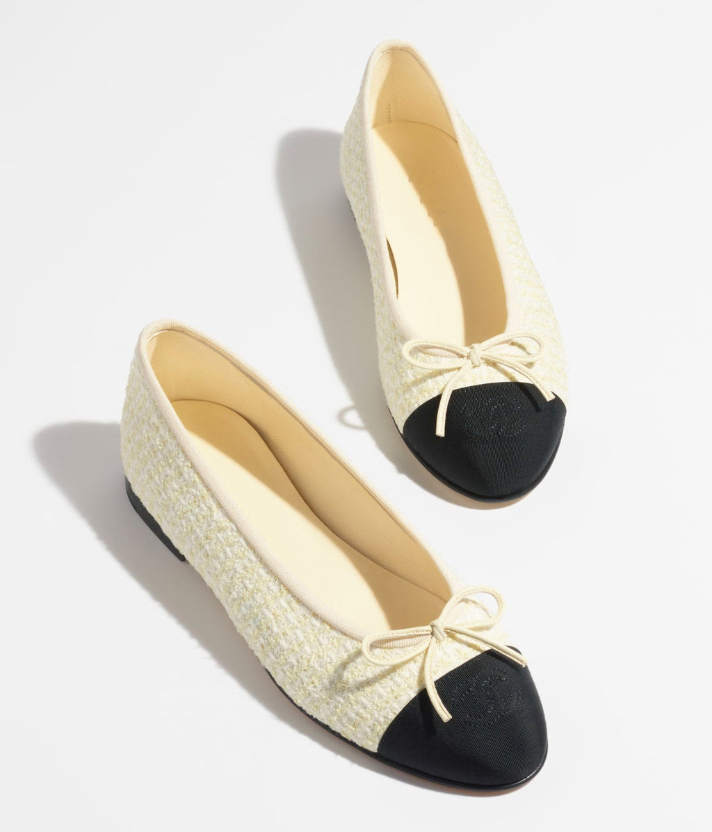 CHANEL BALLET FLATS LIGHT YELLOW BLACK TWEED