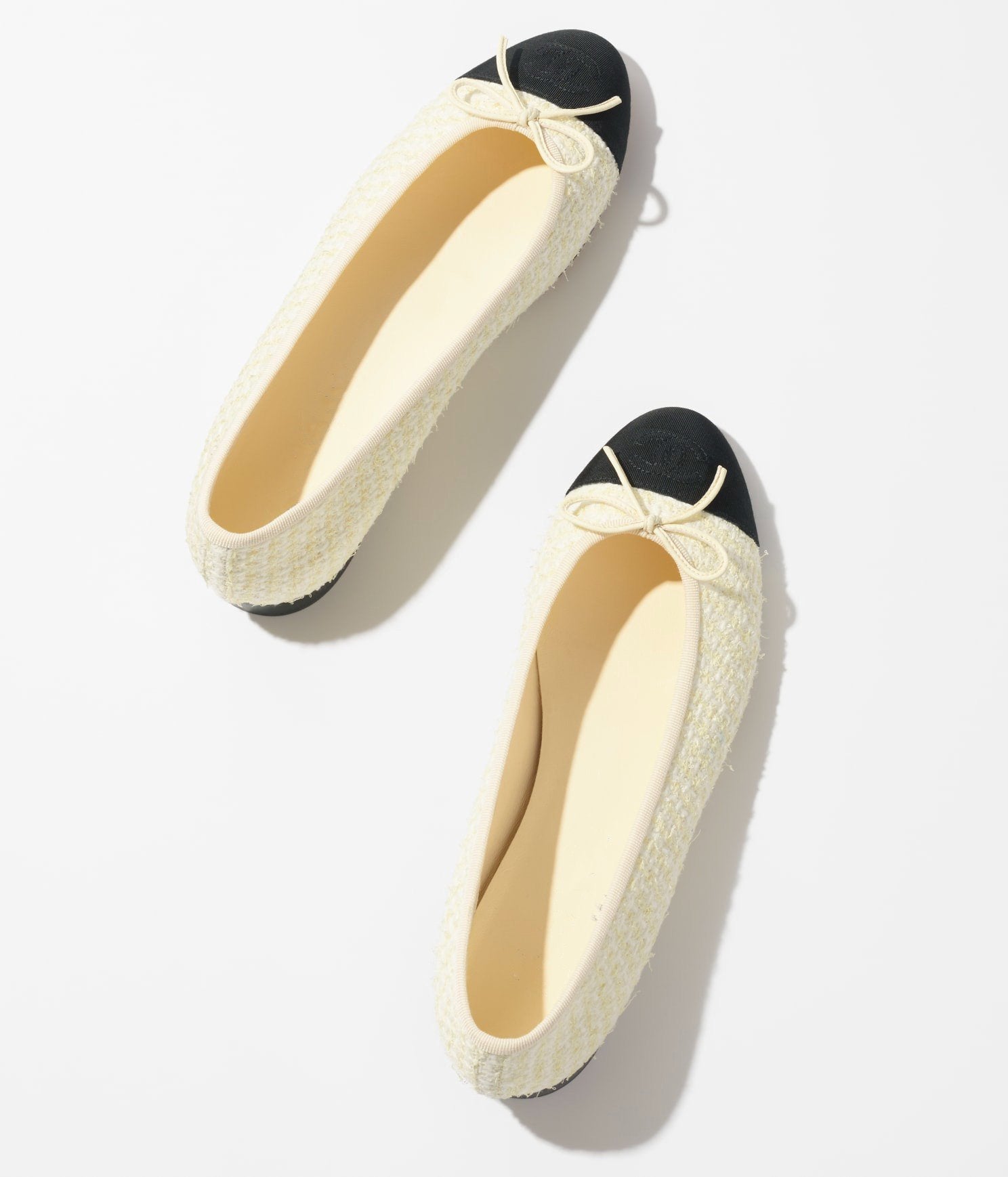 CHANEL BALLET FLATS LIGHT YELLOW BLACK TWEED