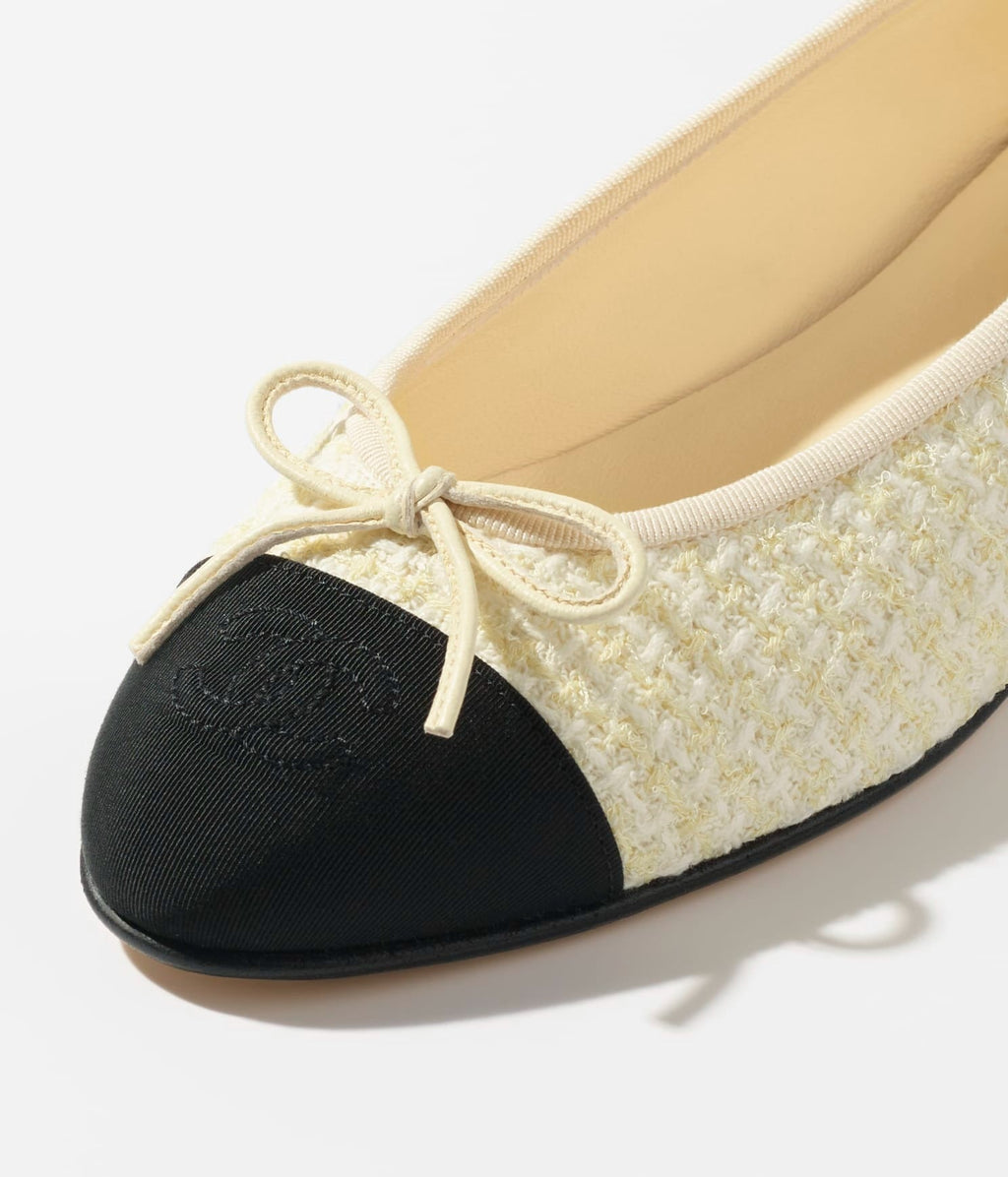 CHANEL BALLET FLATS LIGHT YELLOW BLACK TWEED