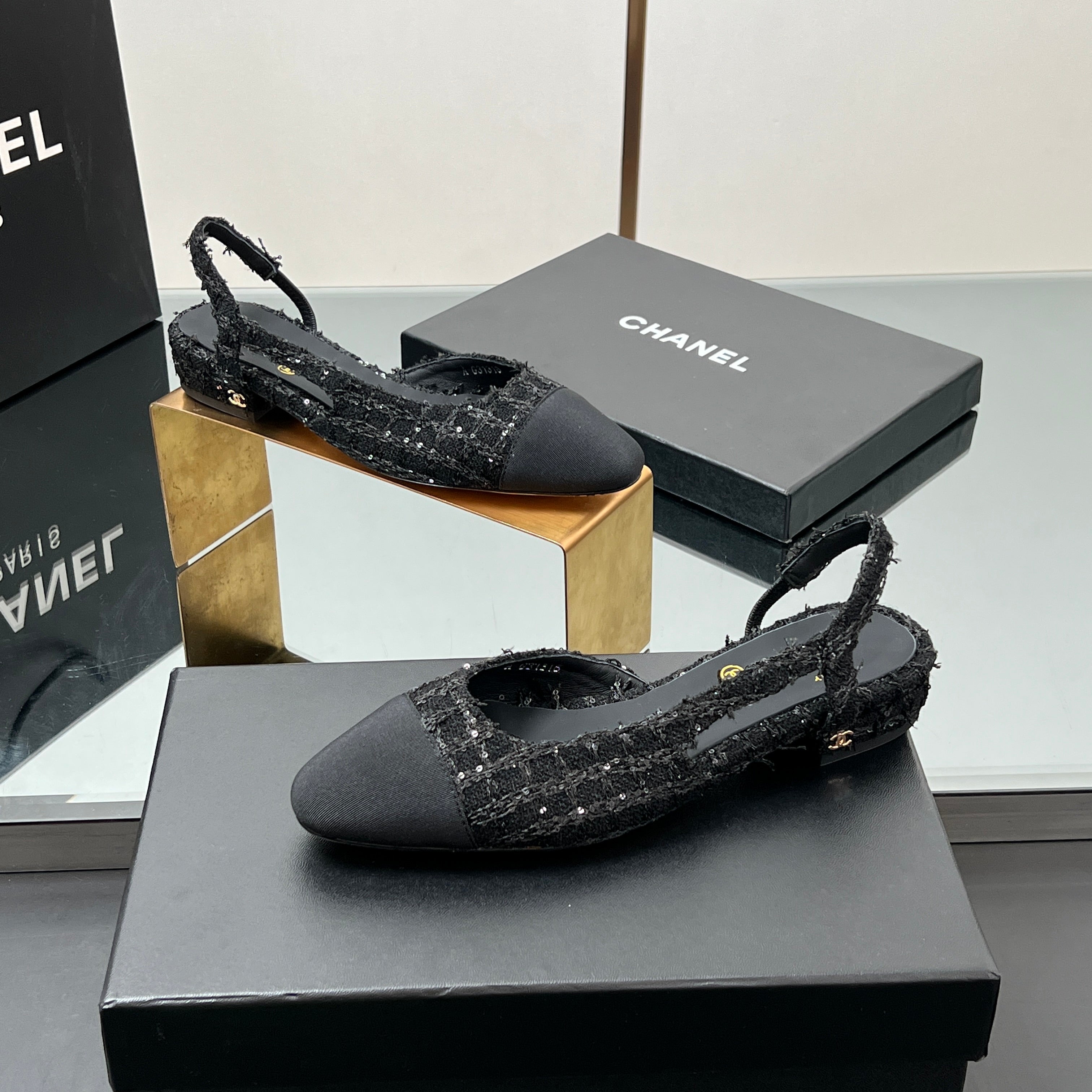 CHANEL SLINGBACK 25S IN BLACK FABRIC AND TWEED SEQUINED