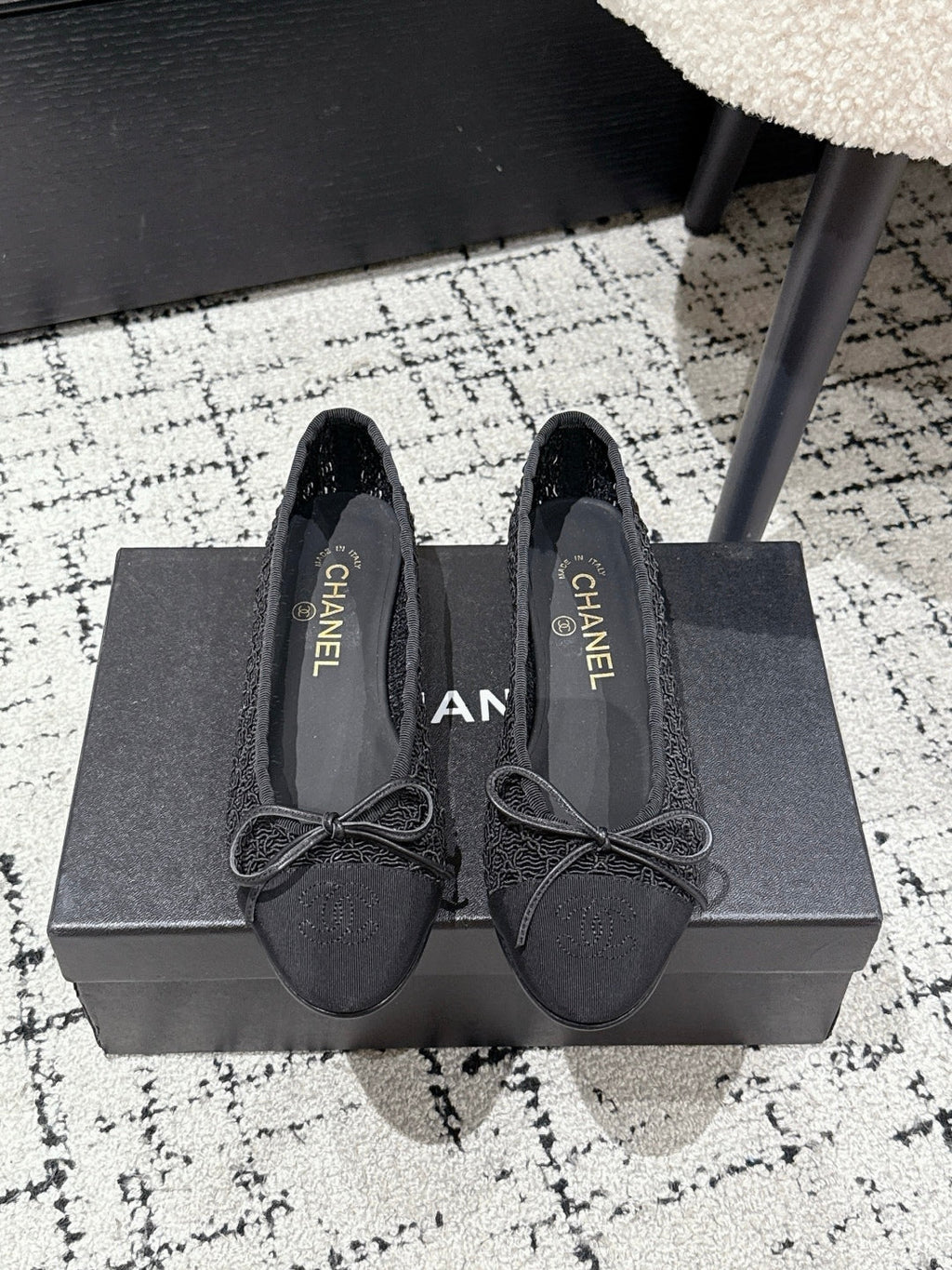 CHANEL BALLET FLAT 25S IN BLACK TWEED