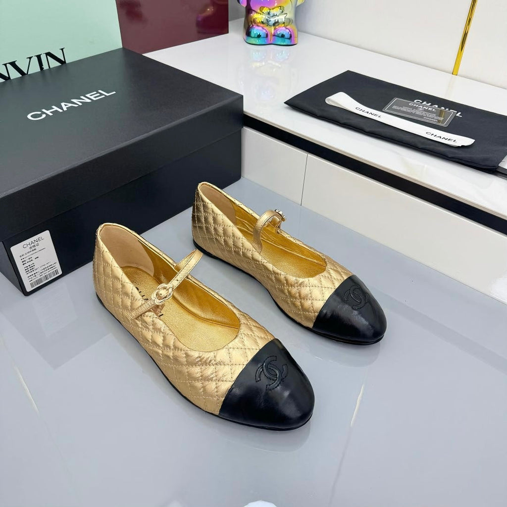 CHANEL MARY JANE FLAT 25S IN GOLD LAMBSKIN EMBOSSED LOGO