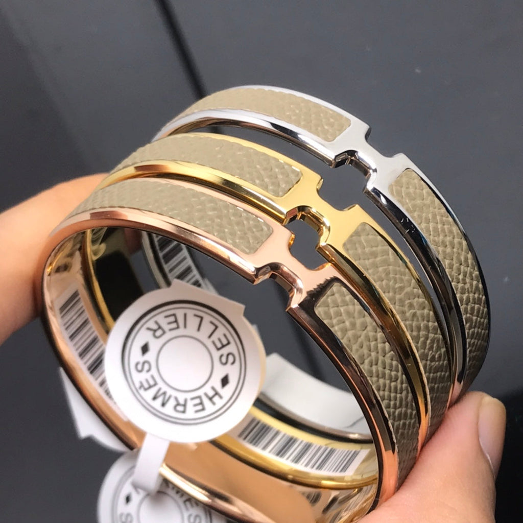 18K Olympe ¨¦toupe Hermes Bracelet