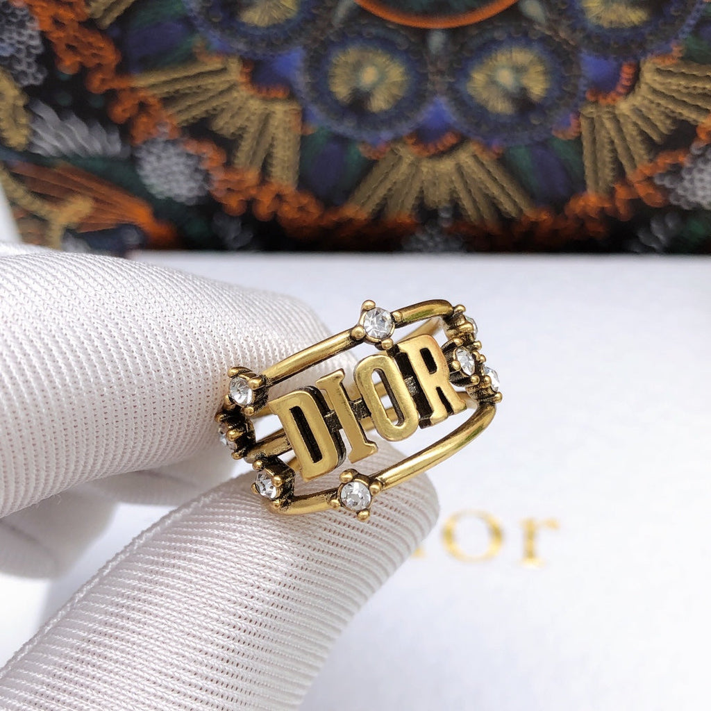 18K Dior Vintage Crystals Ring