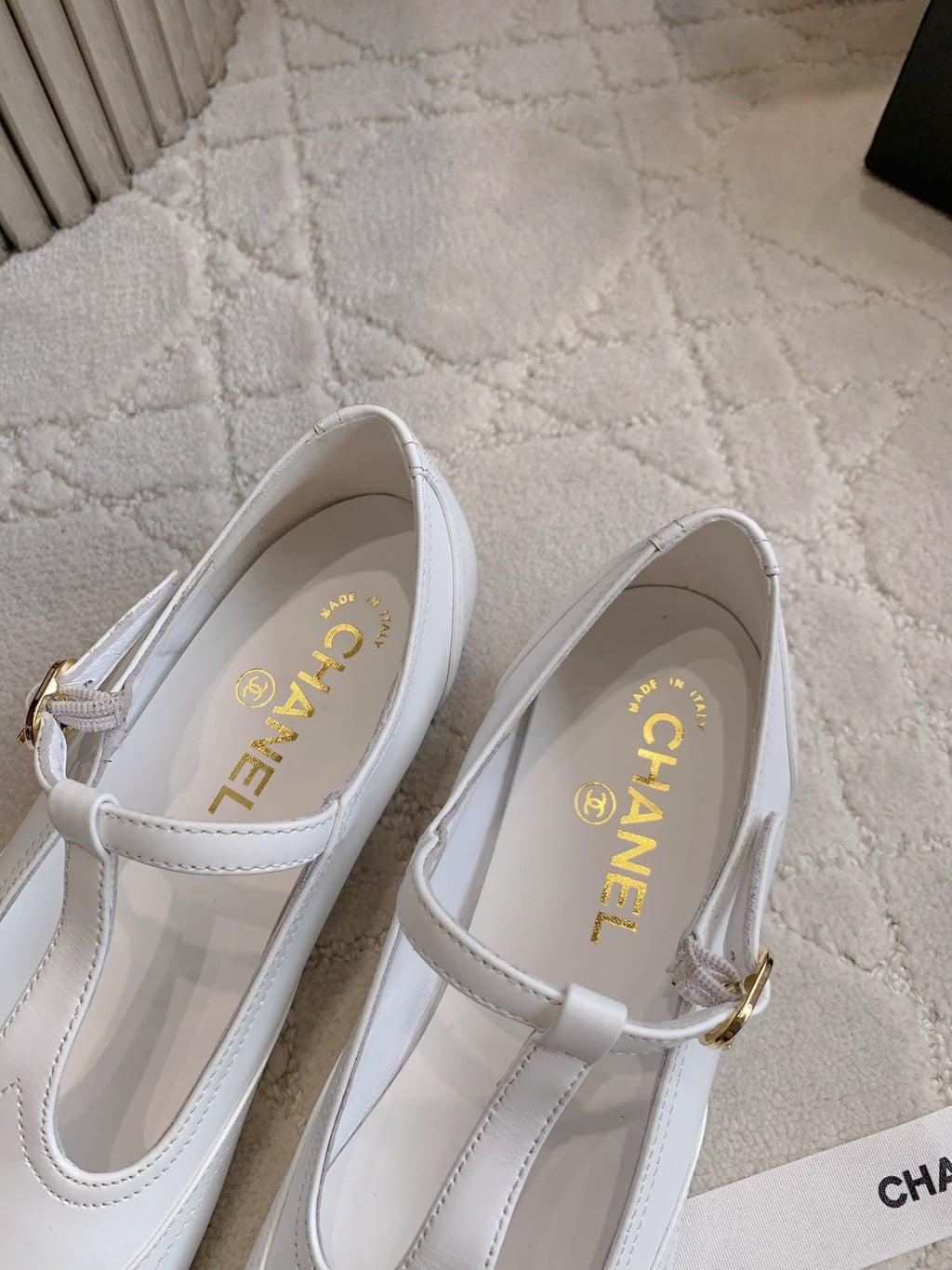 CHANEL 25S MARY JANE IN BLACK AND WHITE CALFSKIN GOLD HARDWARE