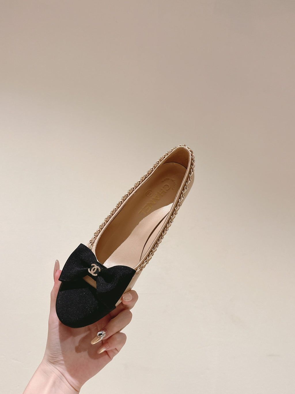 CHANEL HIGH HEELS BEIGE CREAM CALFSKIN AND FABRIC