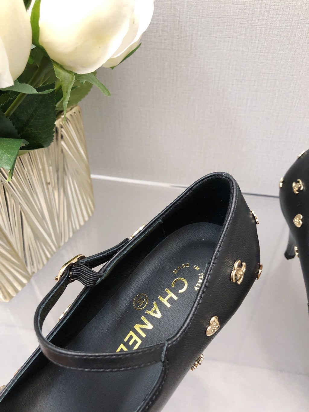 CHANEL MARY JANE BLACK LAMBSKIN ATTACH METAL