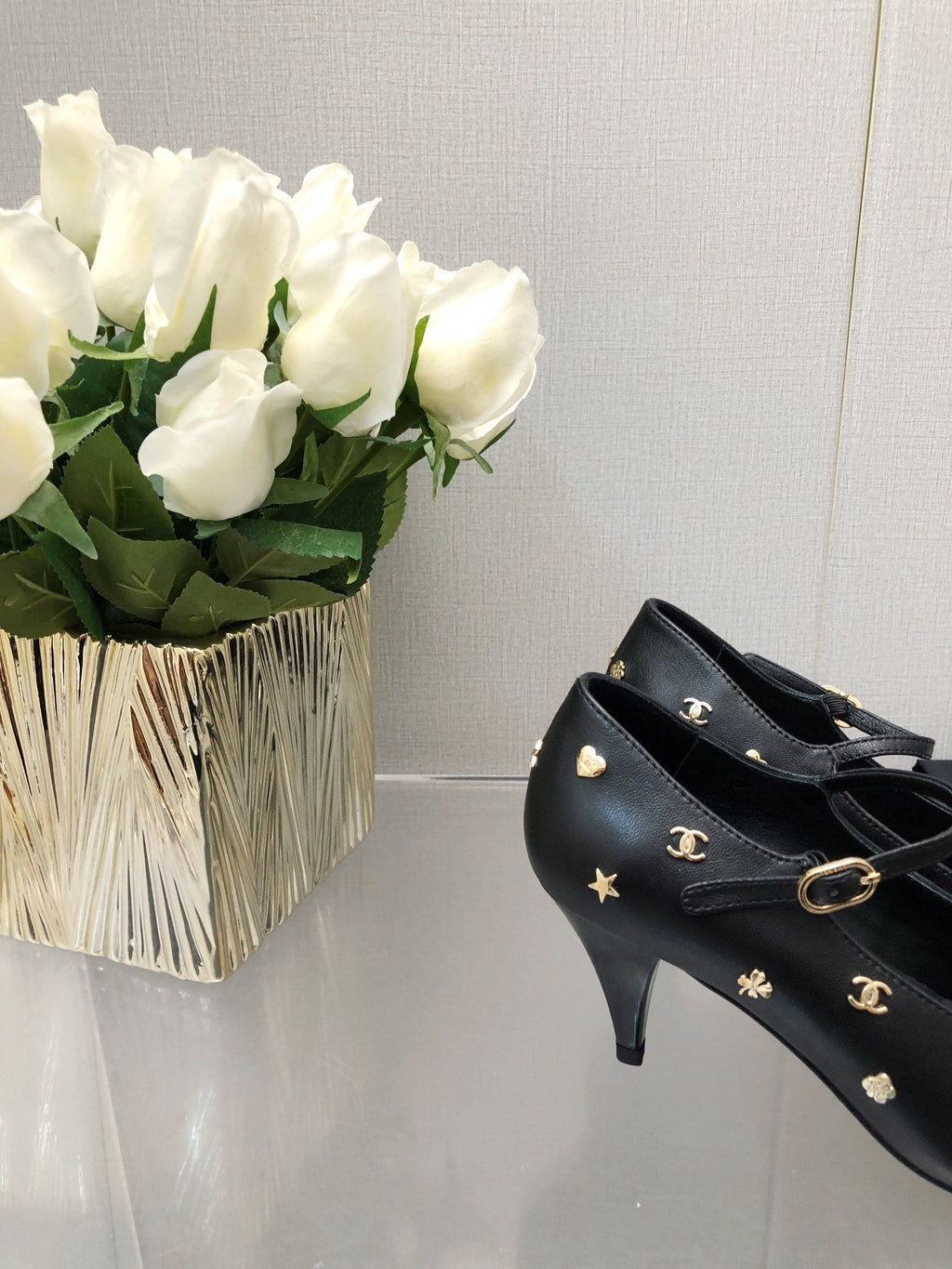 CHANEL MARY JANE BLACK LAMBSKIN ATTACH METAL