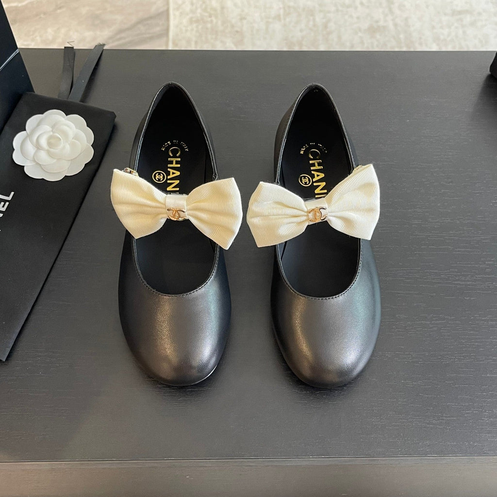 CHANEL BALLET FLAT BLACK LAMBSKIN WITH WHITE BOW