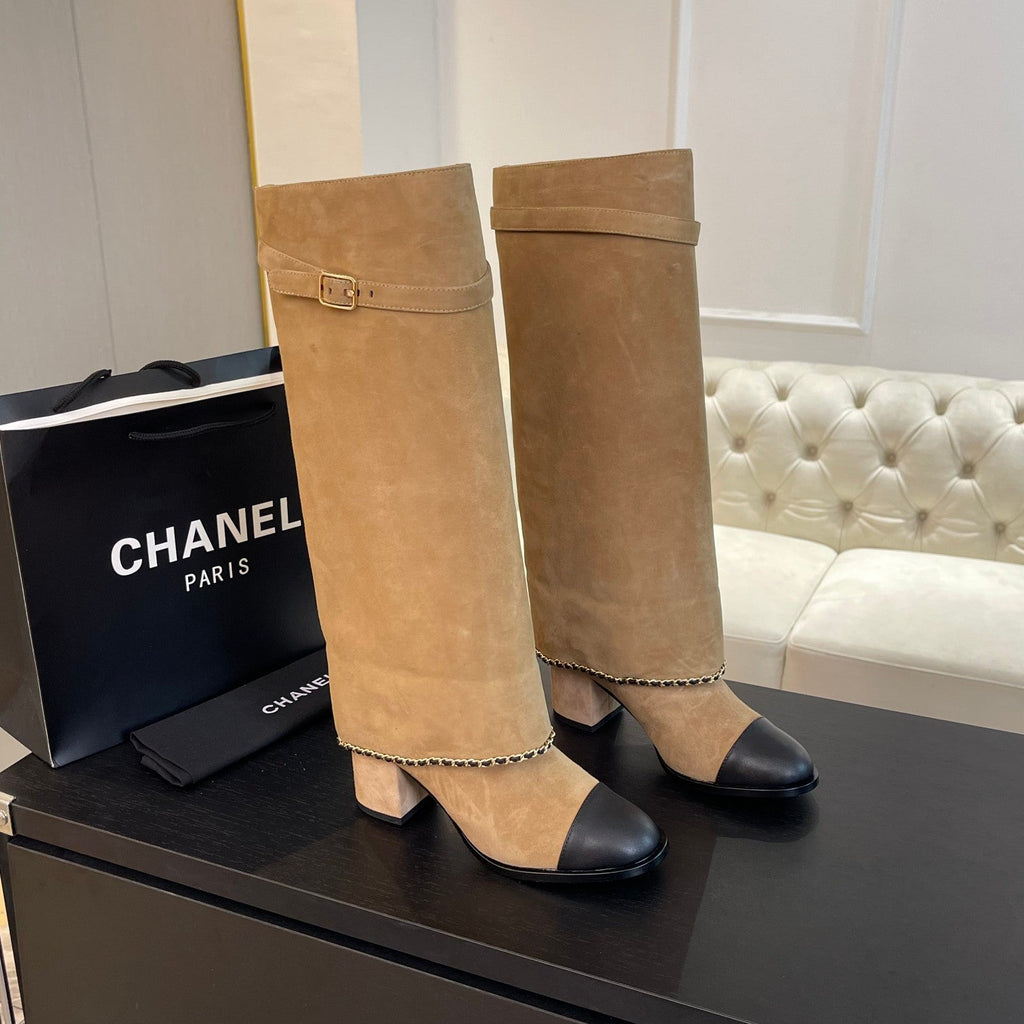 CHANEL HIGH BOOTS 6.5 CM IN CIDER BROWN SUEDE AND BLACK CALFSKIN