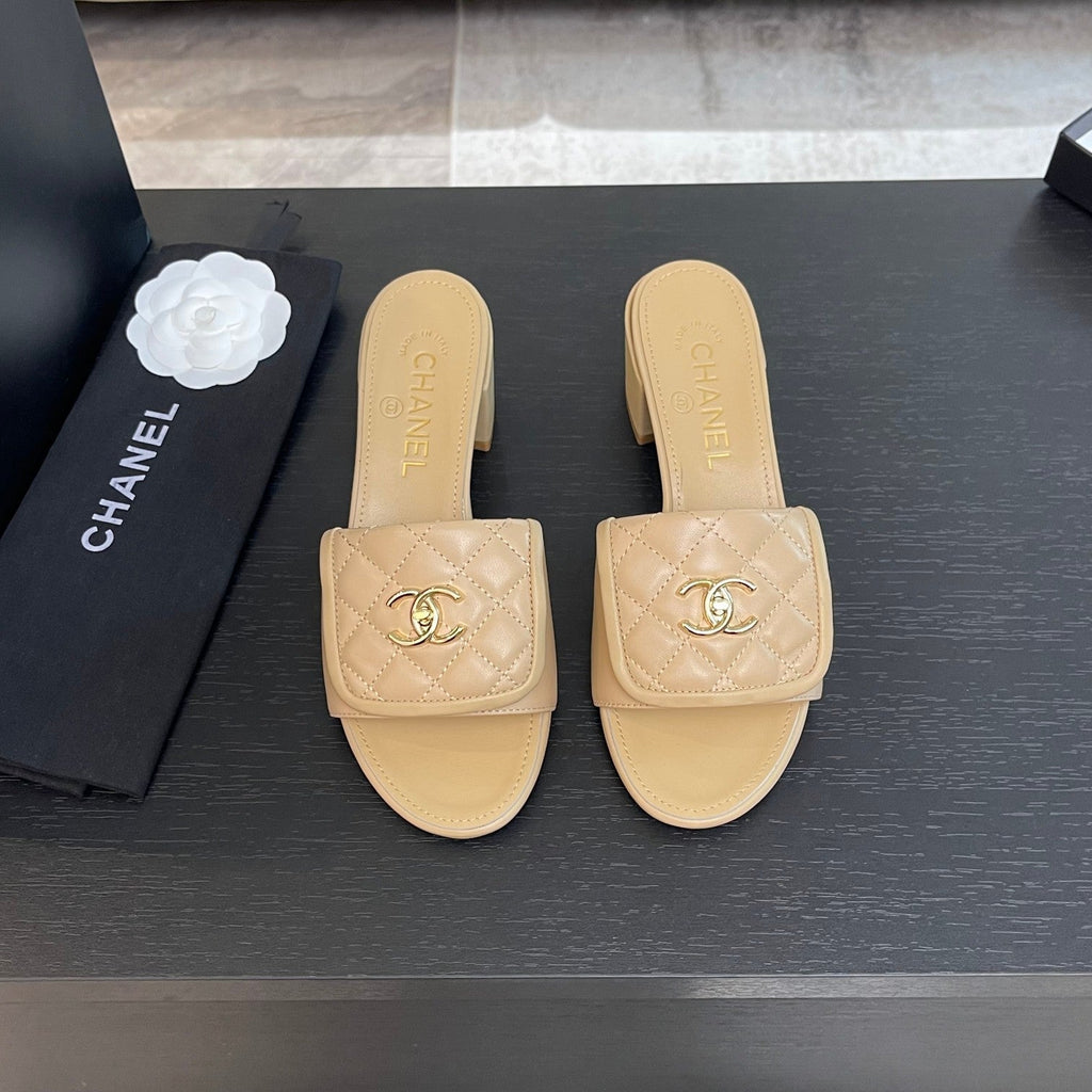 CHANEL MID-HEEL 5 CM MULE IN TUSCAN BEIGE LAMBSKIN
