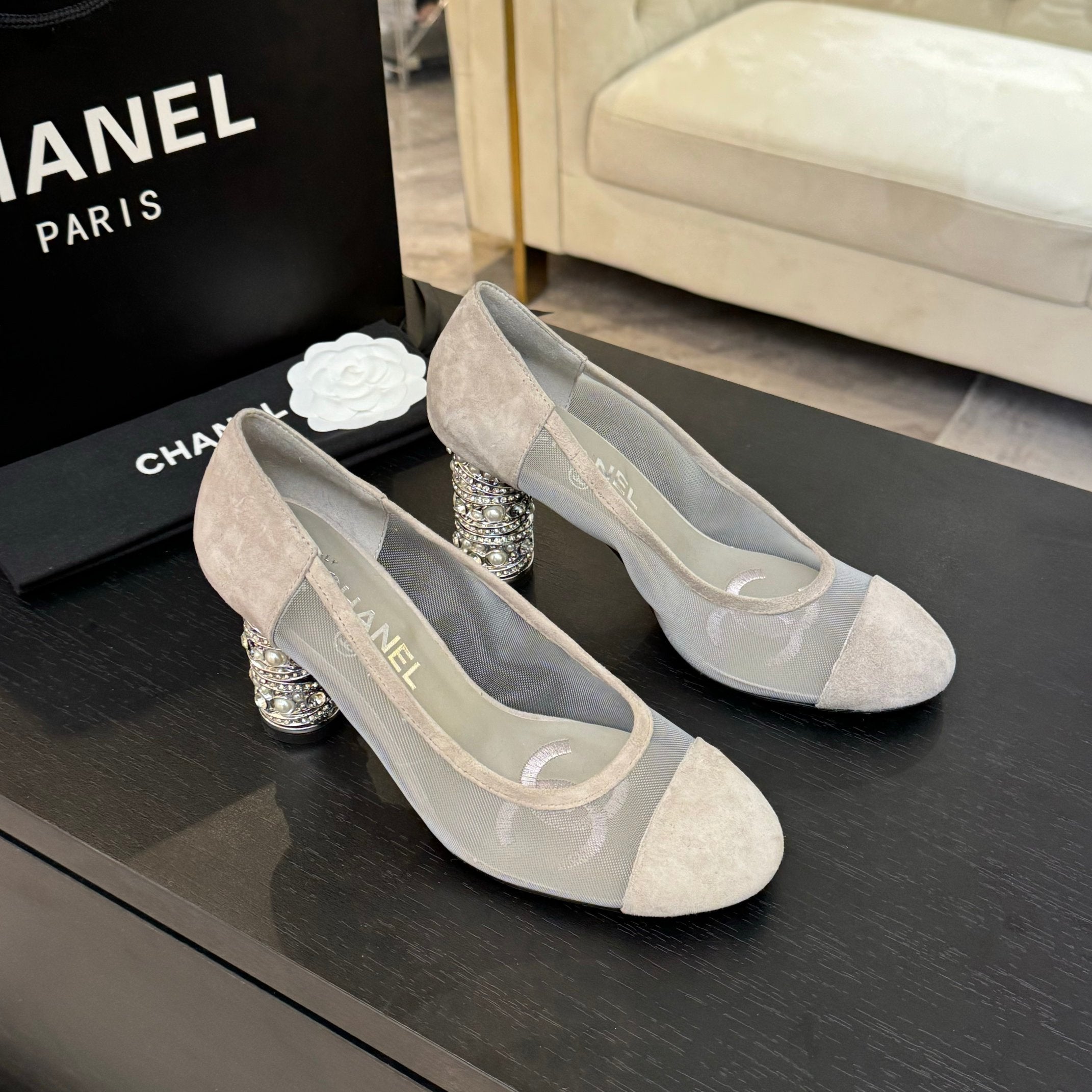 CHANEL HIGH HEEL 85 MM SANDALS IN PALE GRAY SUEDE AND MESH