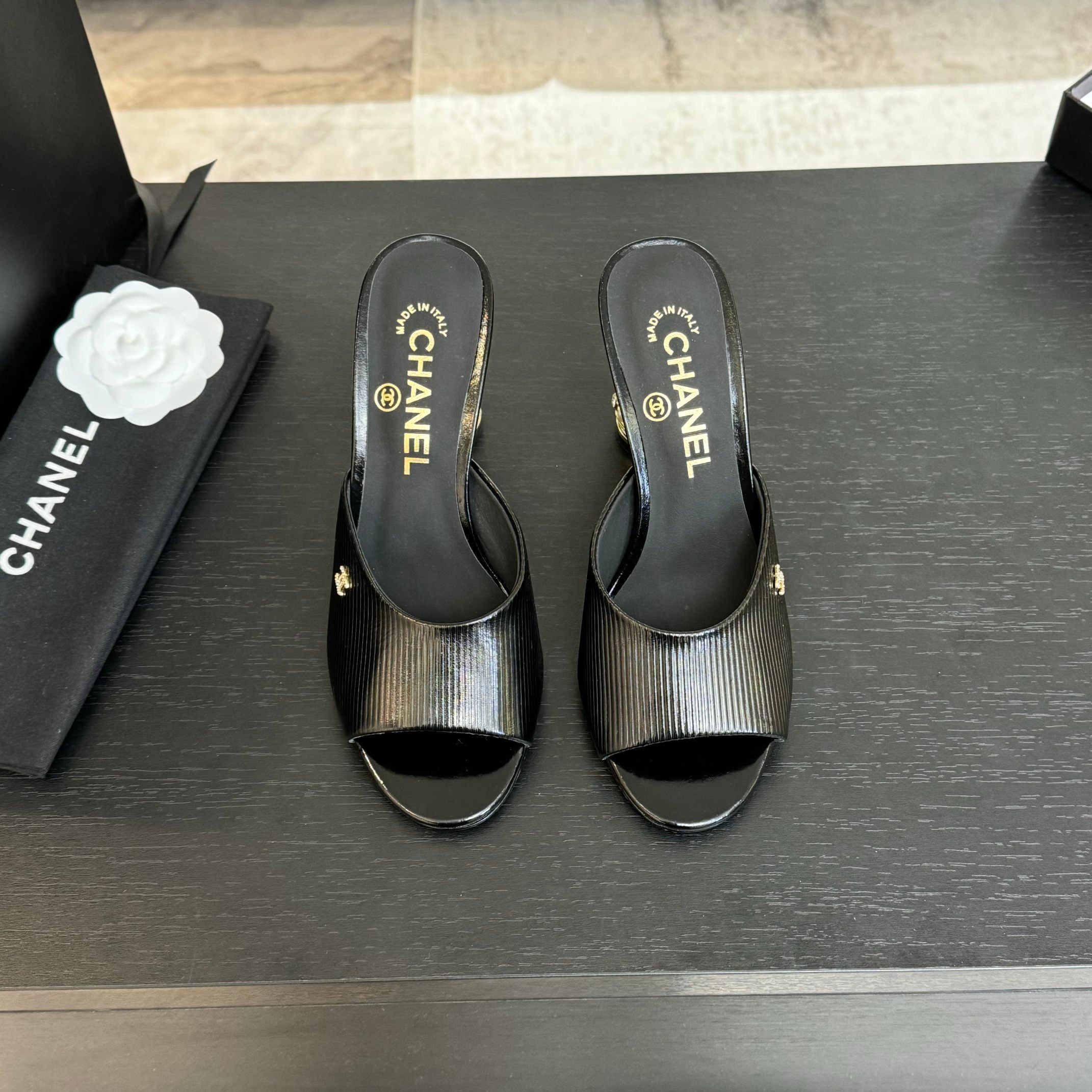 CHANEL T-STRAP PEARL HEEL 85 MM SANDALS IN BLACK LAMBSKIN MULE