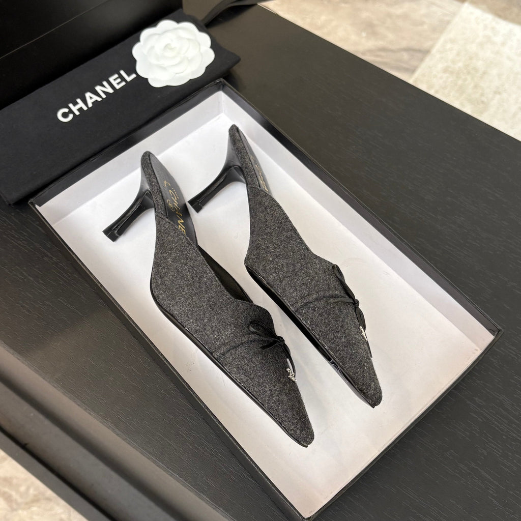 CHANEL HIGH HEEL MULE 65 MM IN MOUSE GRAY FELT COTH