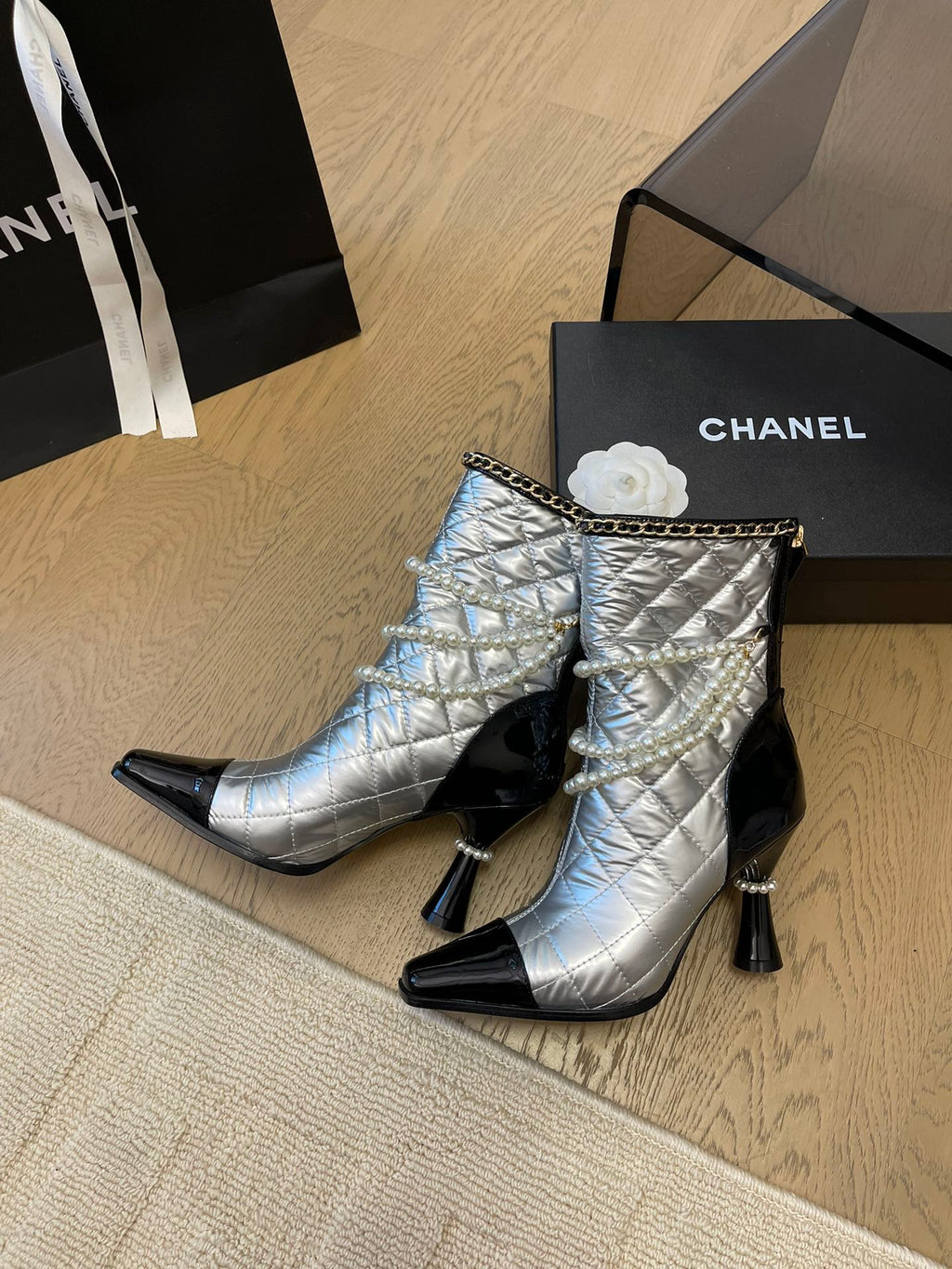 CHANEL HIGH HEELS 8CM BOOTS IN SILVER MIX BLACK CALFSKIN WITH PEARL CHAIN