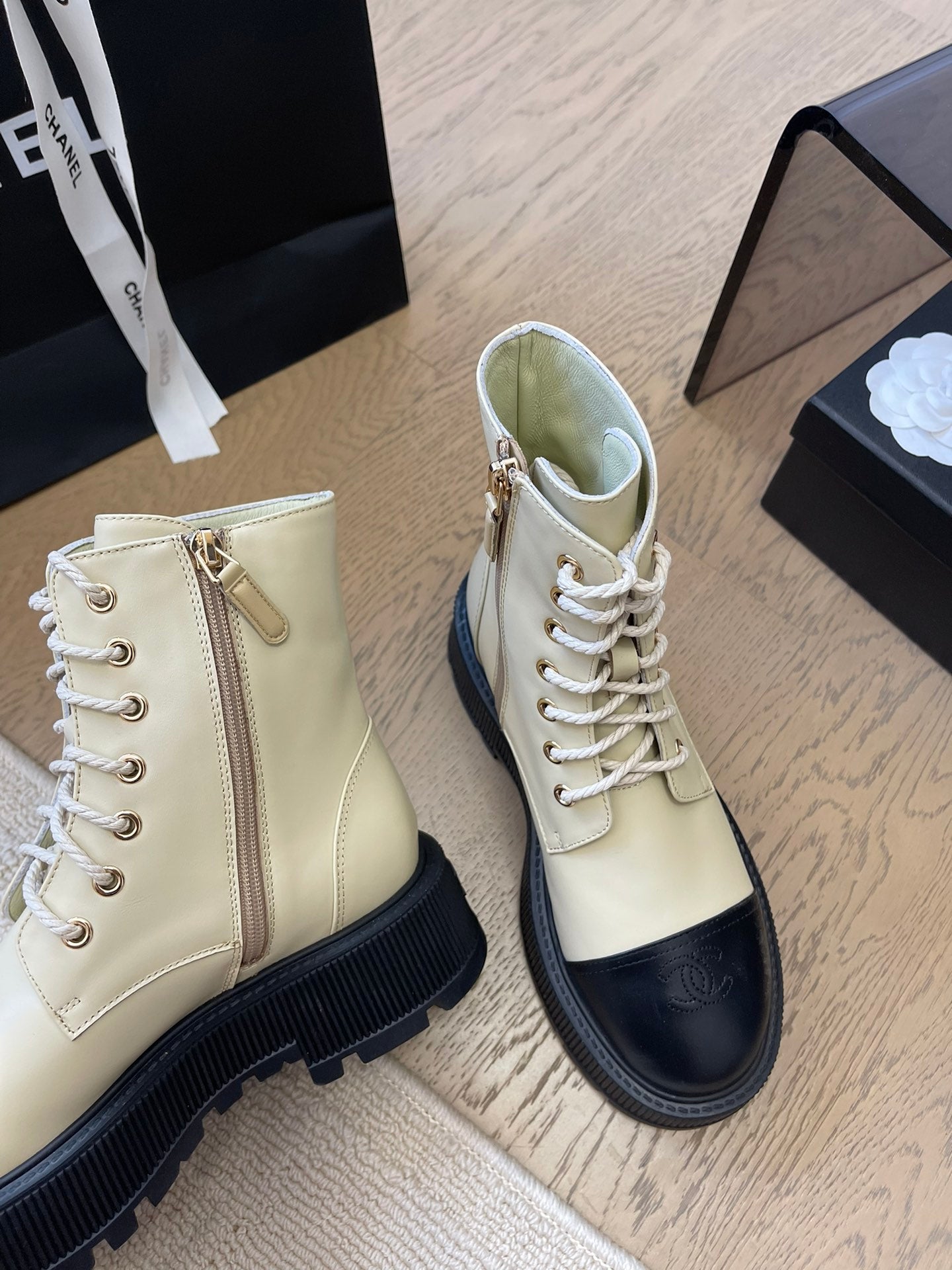 CHANEL ANKLE BOOTS IN PEARL GRAY MIX BLACK CALFSKIN
