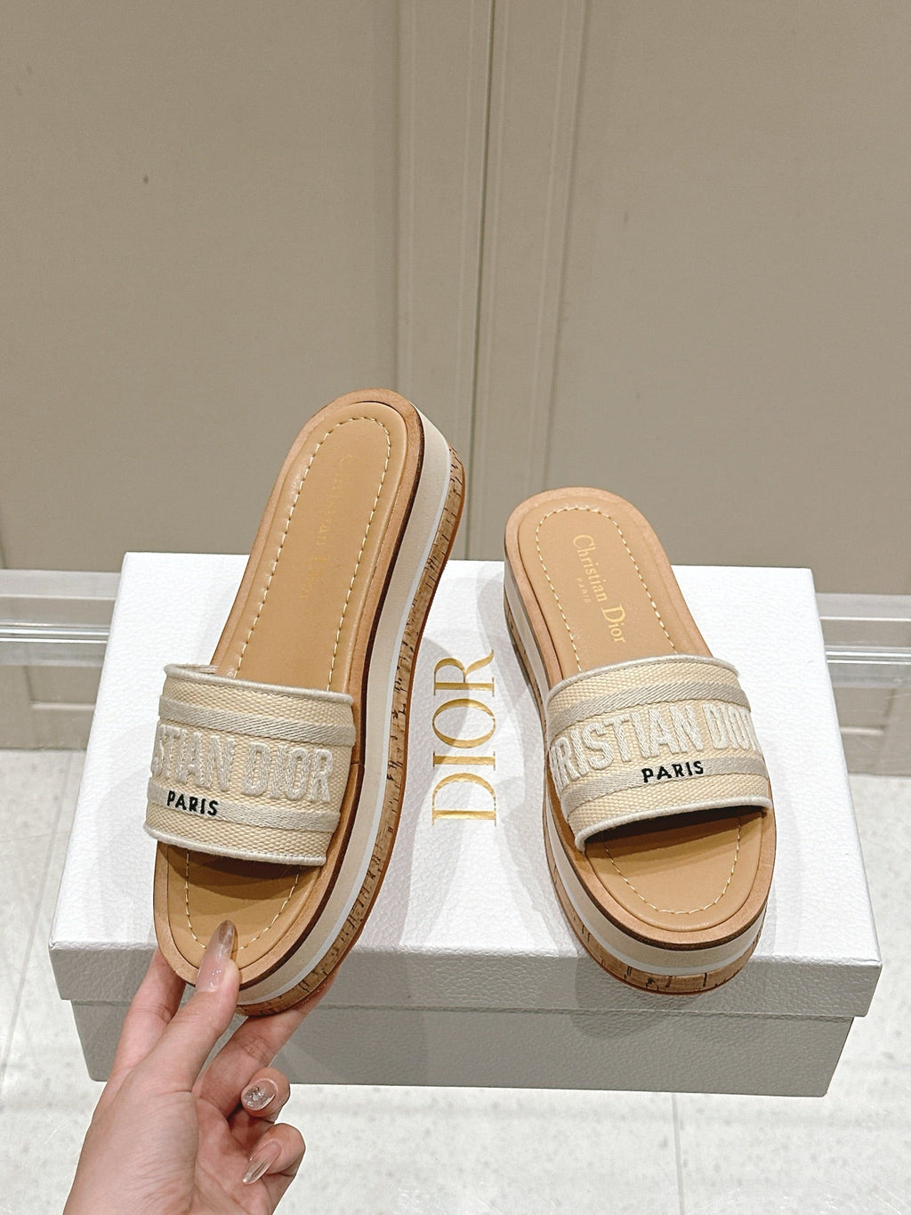 DIOR DWAY WEDGE SLIDES 45MM IN BEIGE FABRIC RAFFIA SOLE
