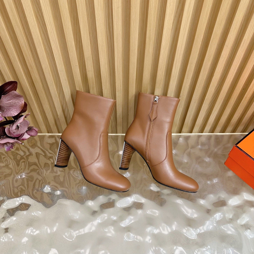 HERMES 25S ANKLE BOOTS 70 MM IN BROWN LAMBSKIN