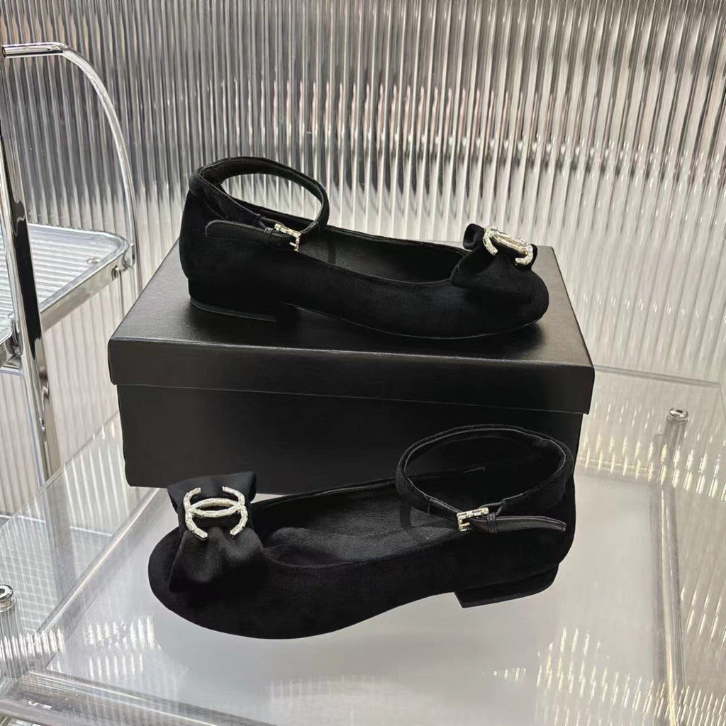 CHANEL BOW MARY JANE SHOES IN BLACK VELVET