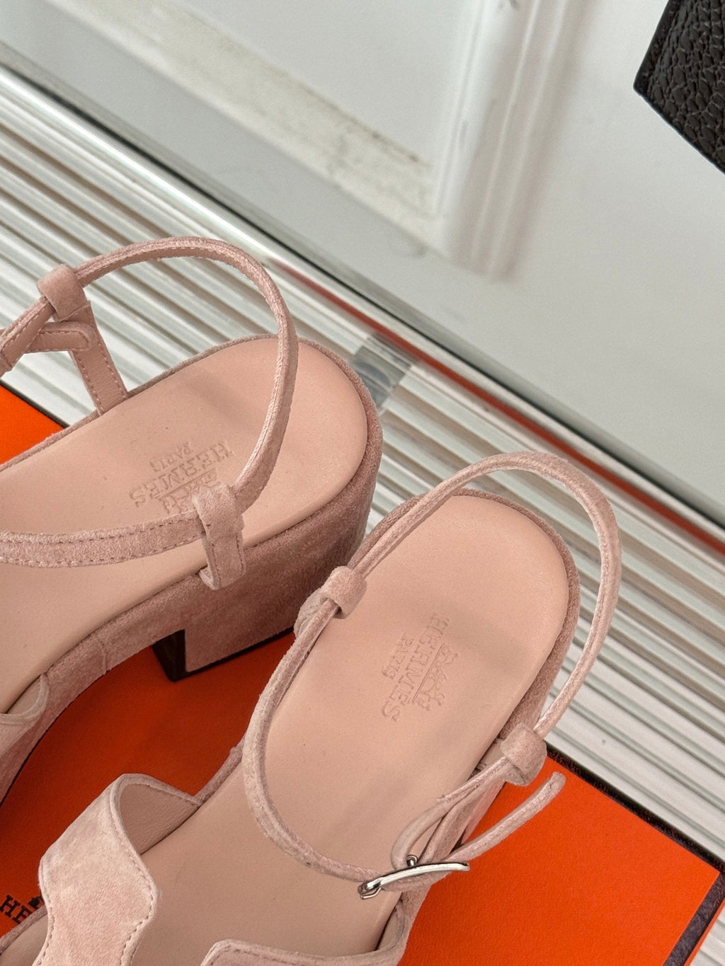 HERMES 25S JAM 30 HIGH-HEEL SANDAL IN PEACH PINK SUEDE