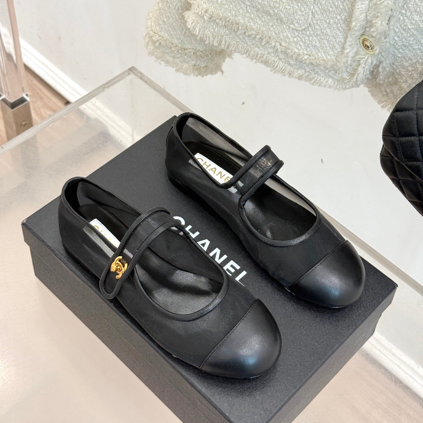 CHANEL FLAT SHOES IN BLACK MESH MIX LAMBSKIN