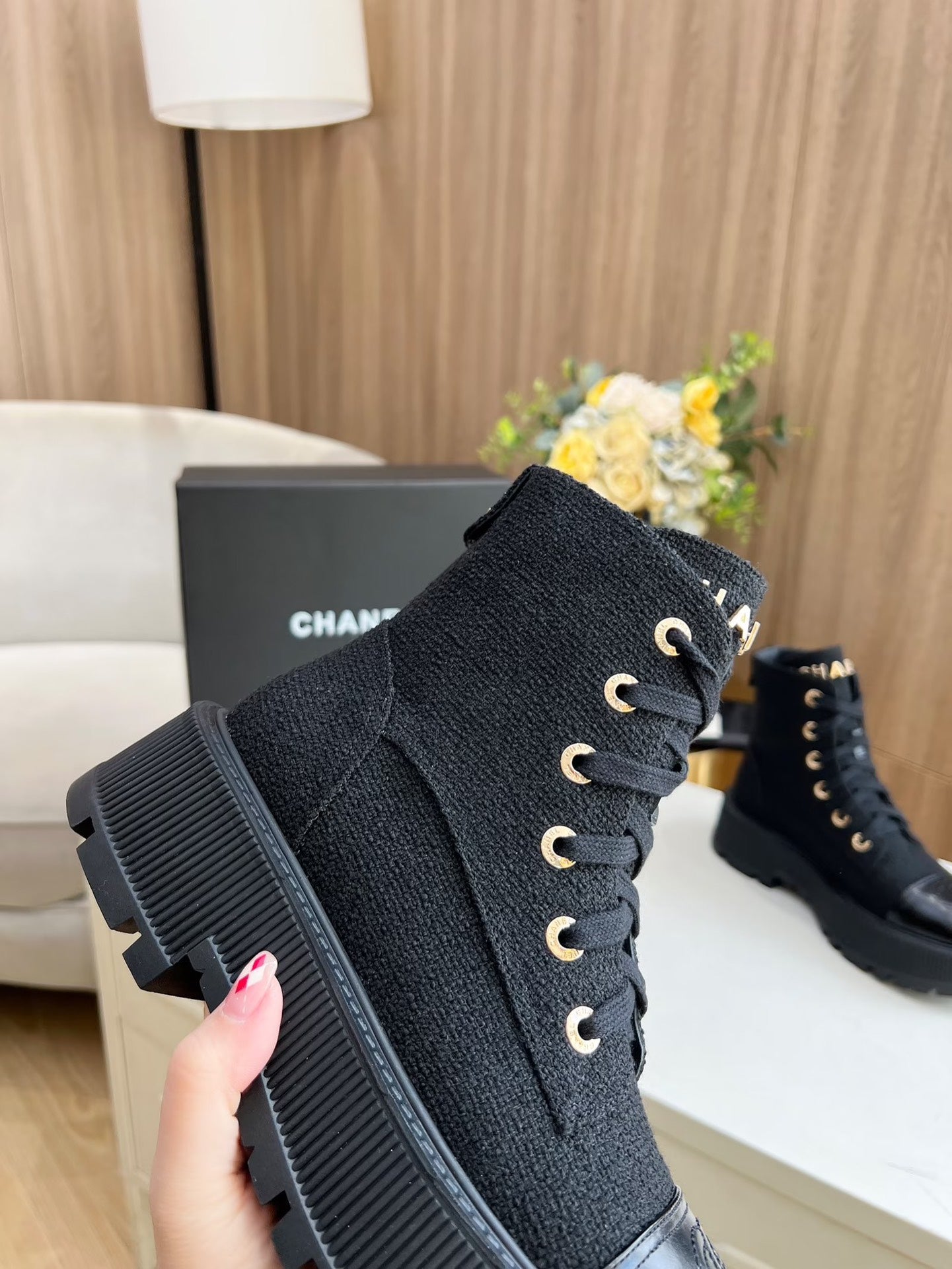 CHANEL SHORT BOOTS IN BLACK TWEED AND CALFSKIN