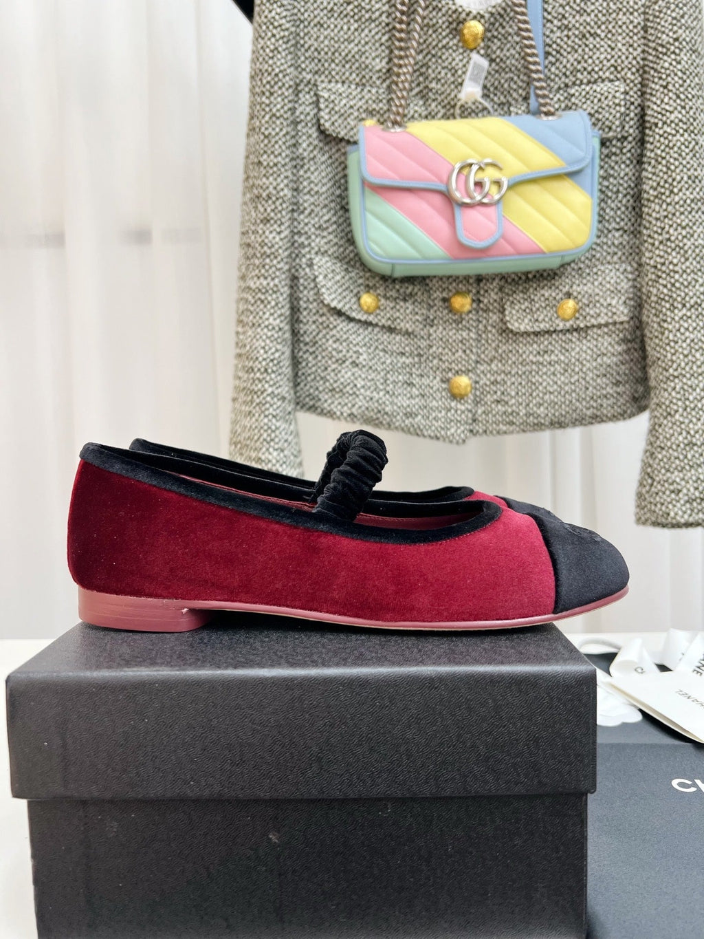 CHANEL MARY JANE FLAT IN RED AND BLACK VELVET