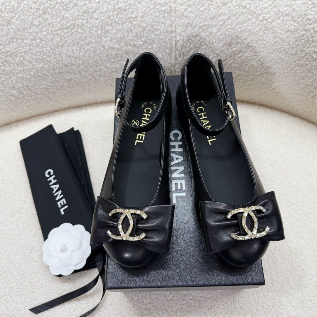 CHANEL MARY JANE BOW SHOES IN BLACK LAMBSKIN