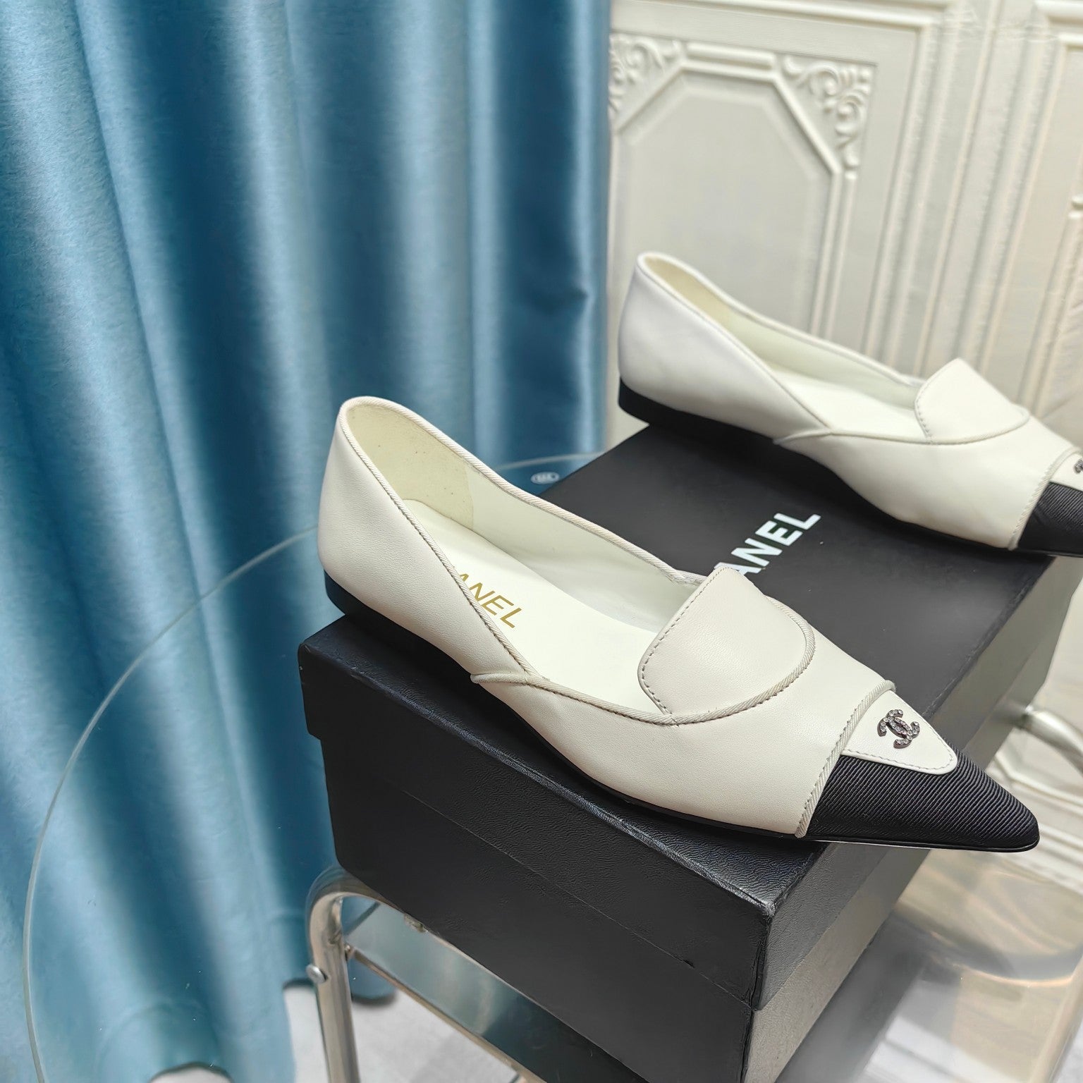 CHANEL BALLET FLAT WHITE MIX BLACK SHEEPSKIN POINTED TOE