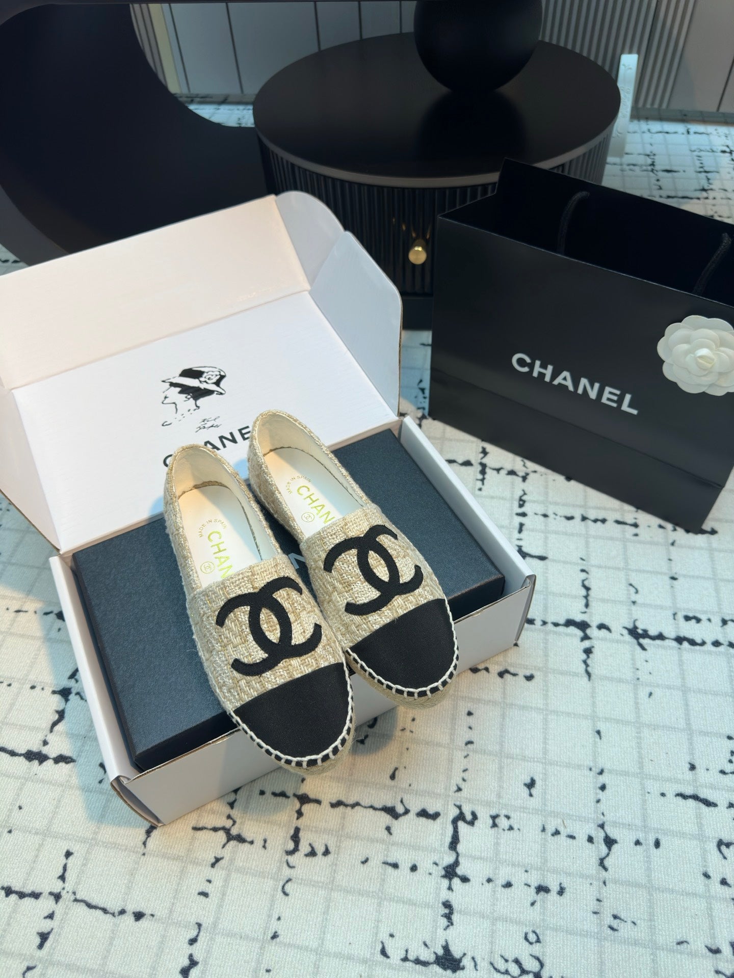 CHANEL ESPADRILLES LOAFERS IN BEIGE TWEED AND BLACK SATIN