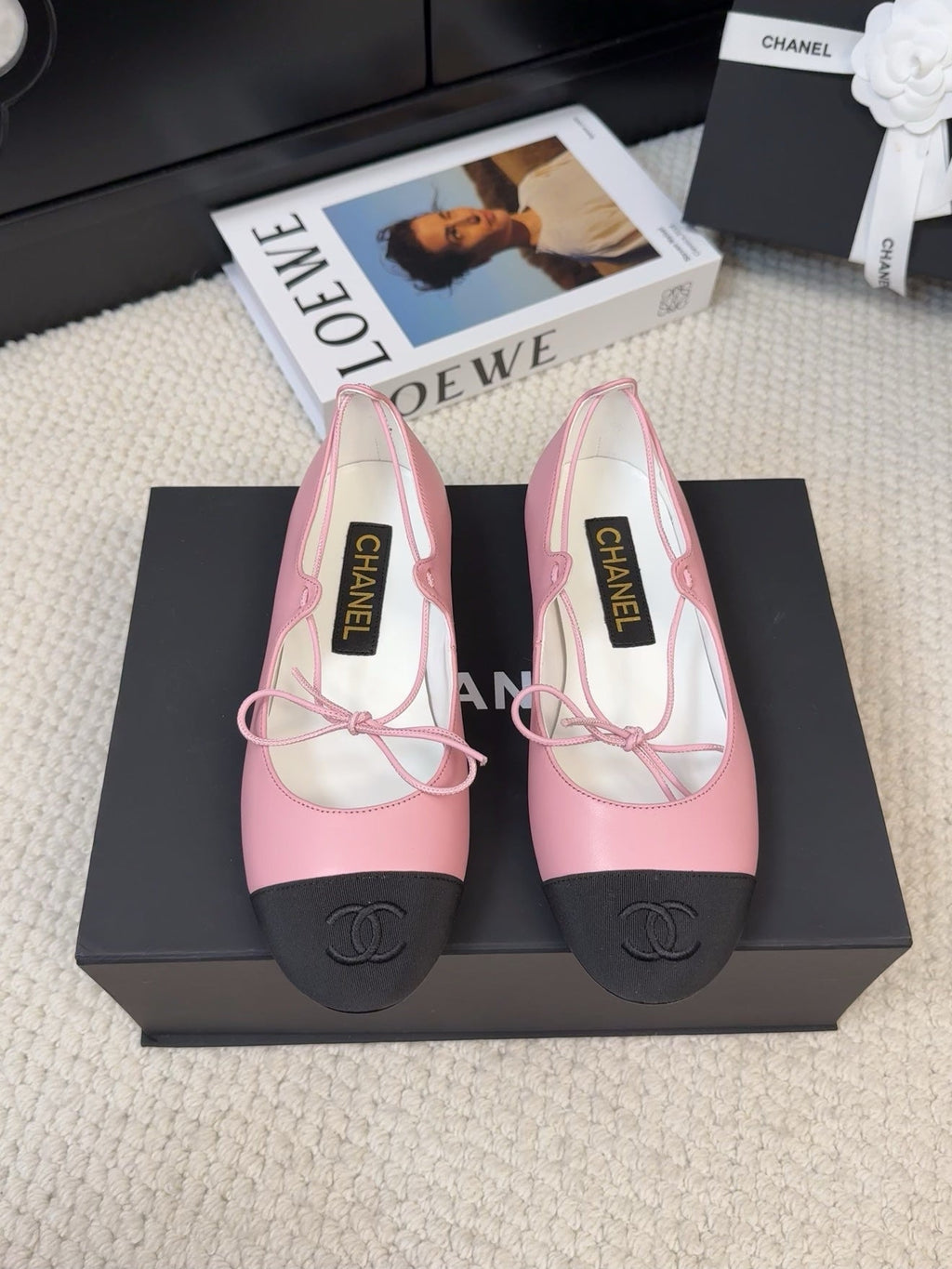 CHANEL FLAT MARY JANE PUMPS IN BABY PINK LAMBSKIN MIX BLACK FABRIC