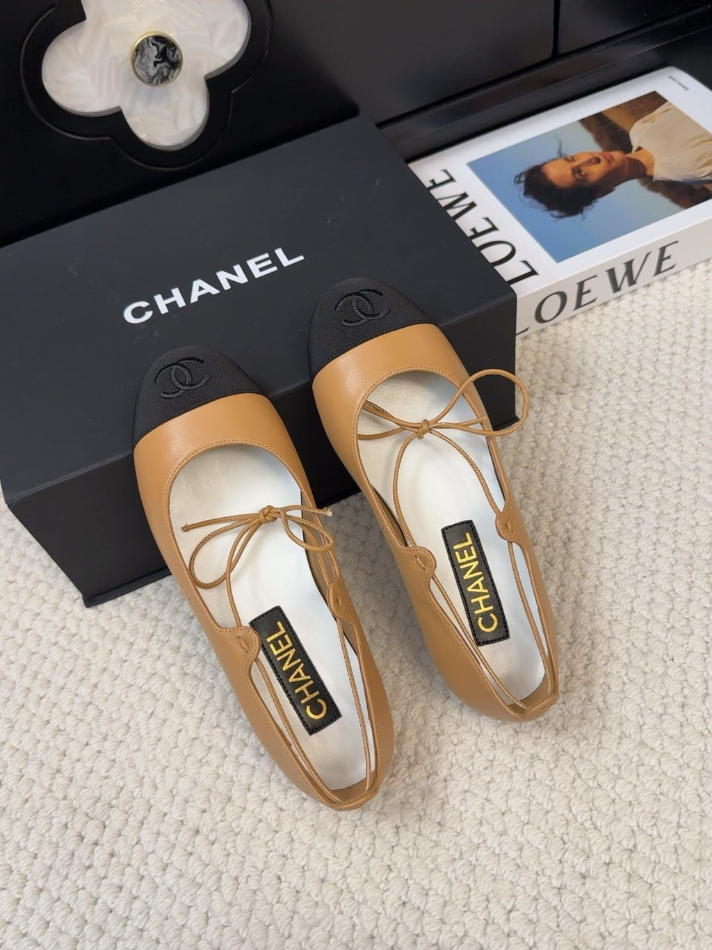 CHANEL FLAT MARY JANE PUMPS IN DIJON YELLOW LAMBSKIN MIX BLACK FABRIC