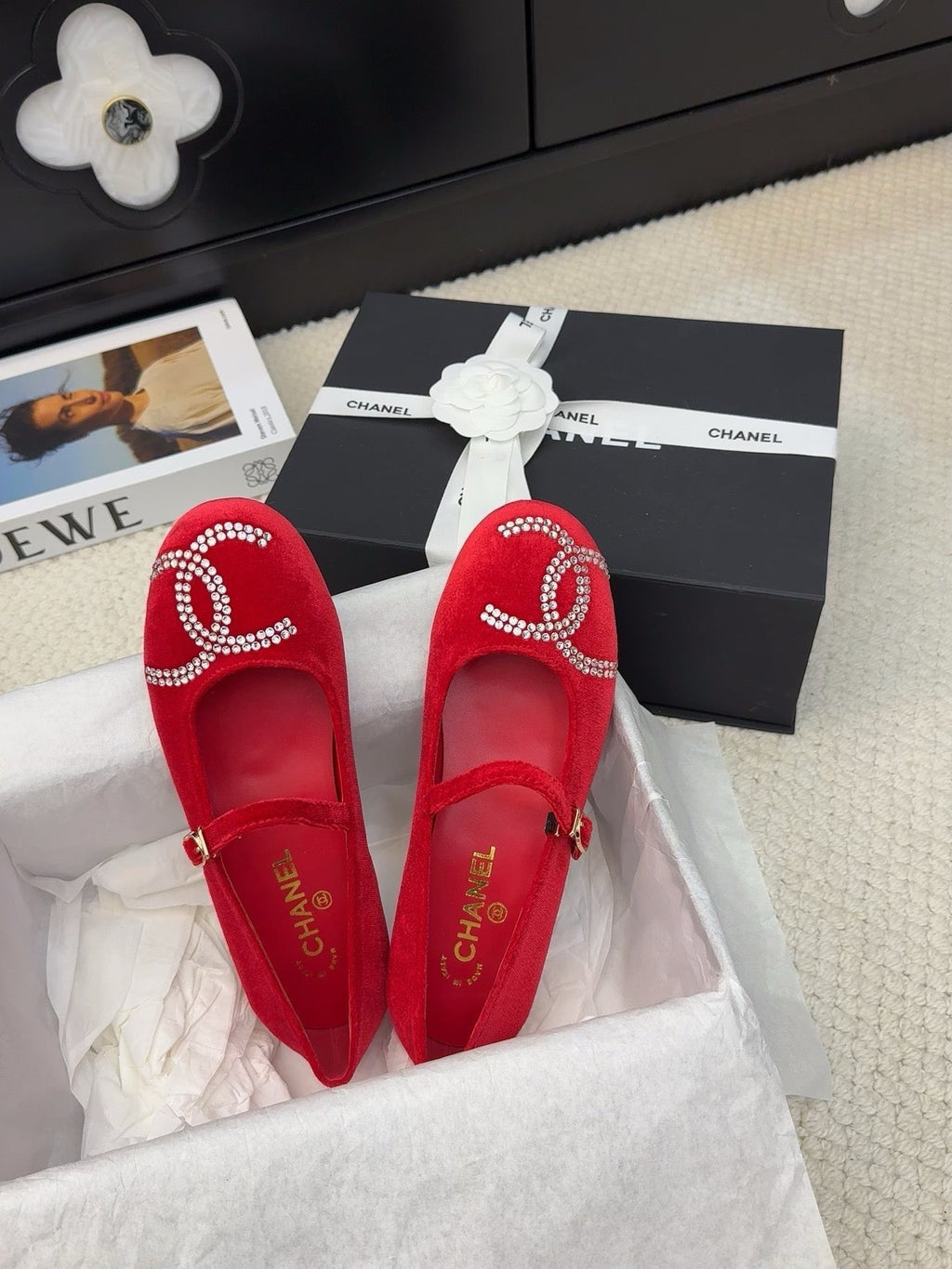 CHANEL MARY JANE SHOES IN CHERRY RED VELVET WITH CRYSTALS LOGO