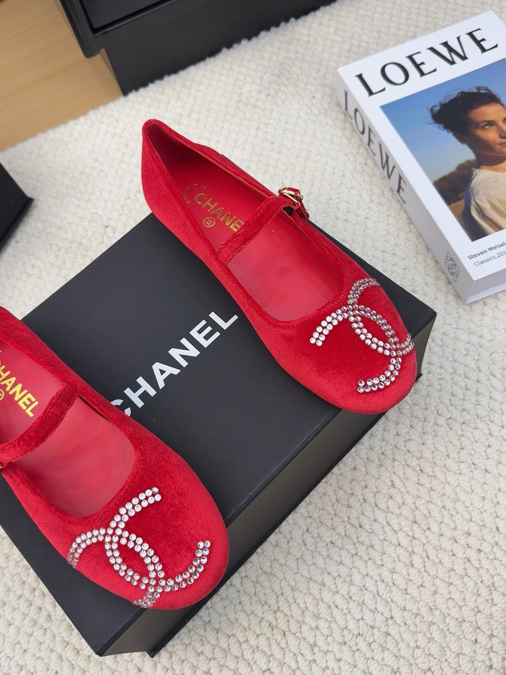 CHANEL MARY JANE SHOES IN CHERRY RED VELVET WITH CRYSTALS LOGO