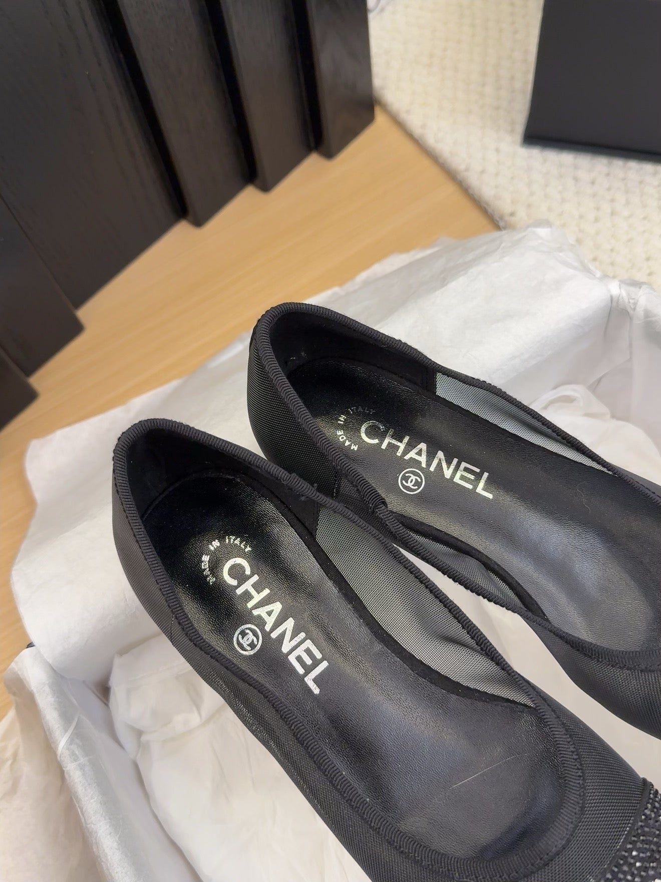 CHANEL BALLET FLAT IN BLACK FABRIC AND MESH WITH CRYSTALS