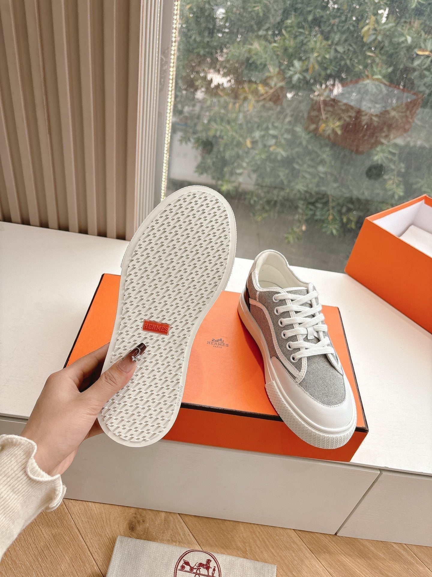 HERMES GET SNEAKER IN DOVE GRAY MAXI CANVAS AND CALFSKIN