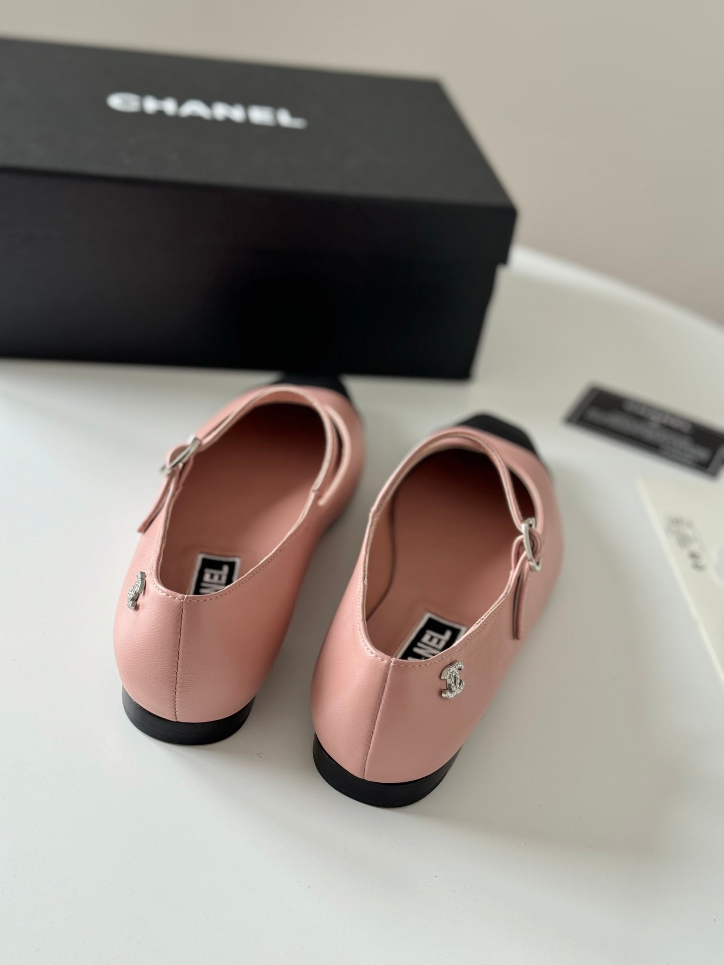 CHANEL MARY JANE LIGHT PINK MIX BLACK CALFSKIN