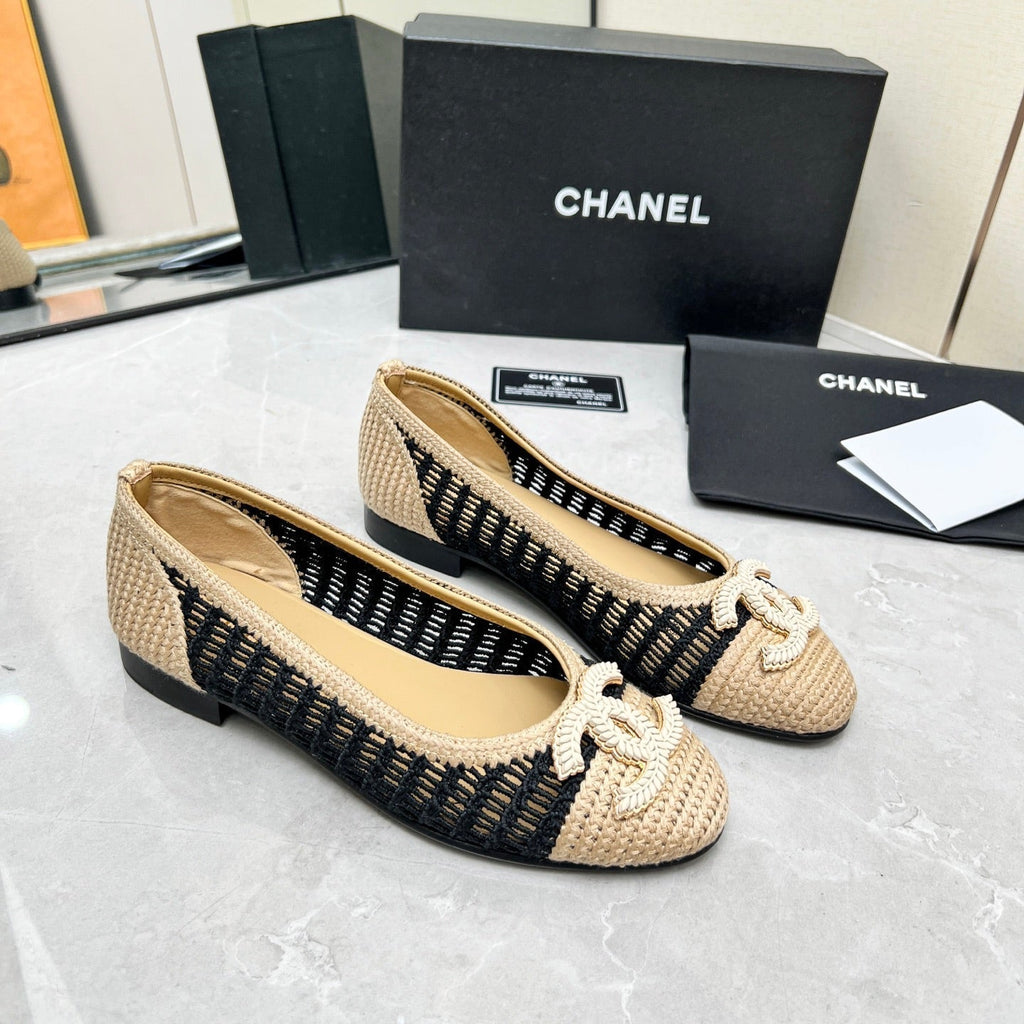 CHANEL BALLET FLAT 10 MM IN BLACK MIX BEIGE RAFFIA