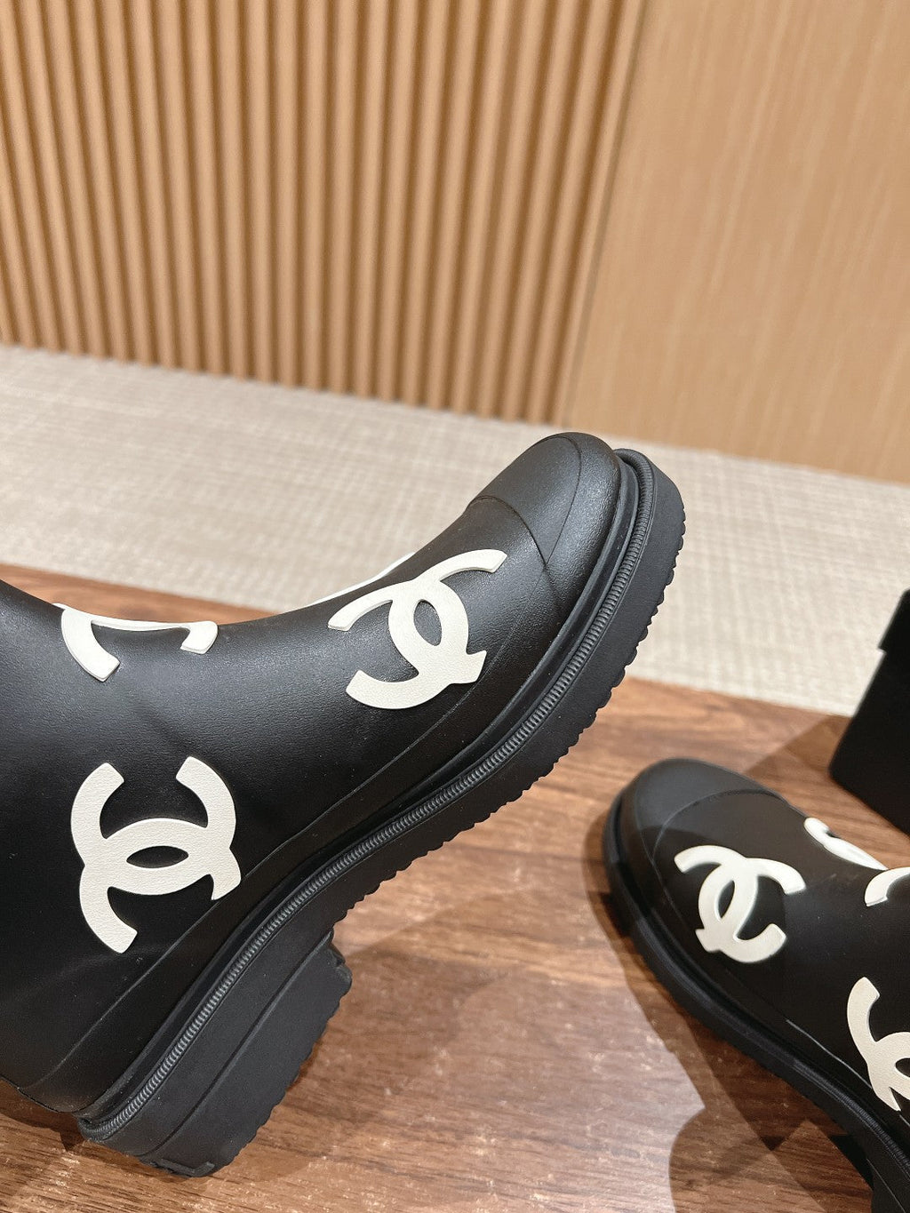 CHANEL RAIN BOOTS BLACK TPU WITH WHITE LOGO